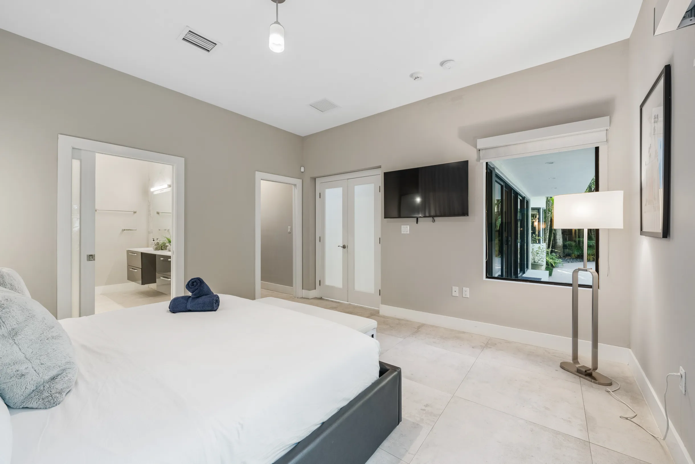 Wander Grove Banyan #54