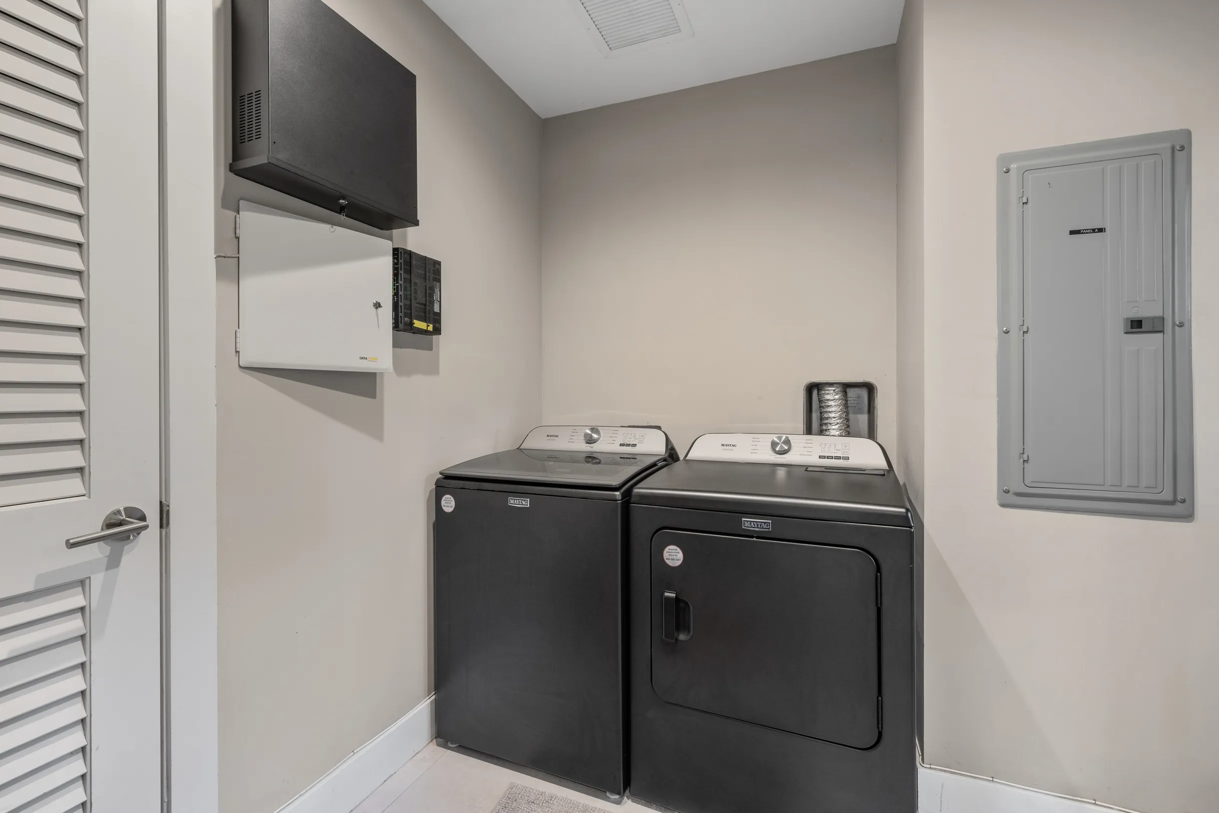 Wander Grove Banyan #34