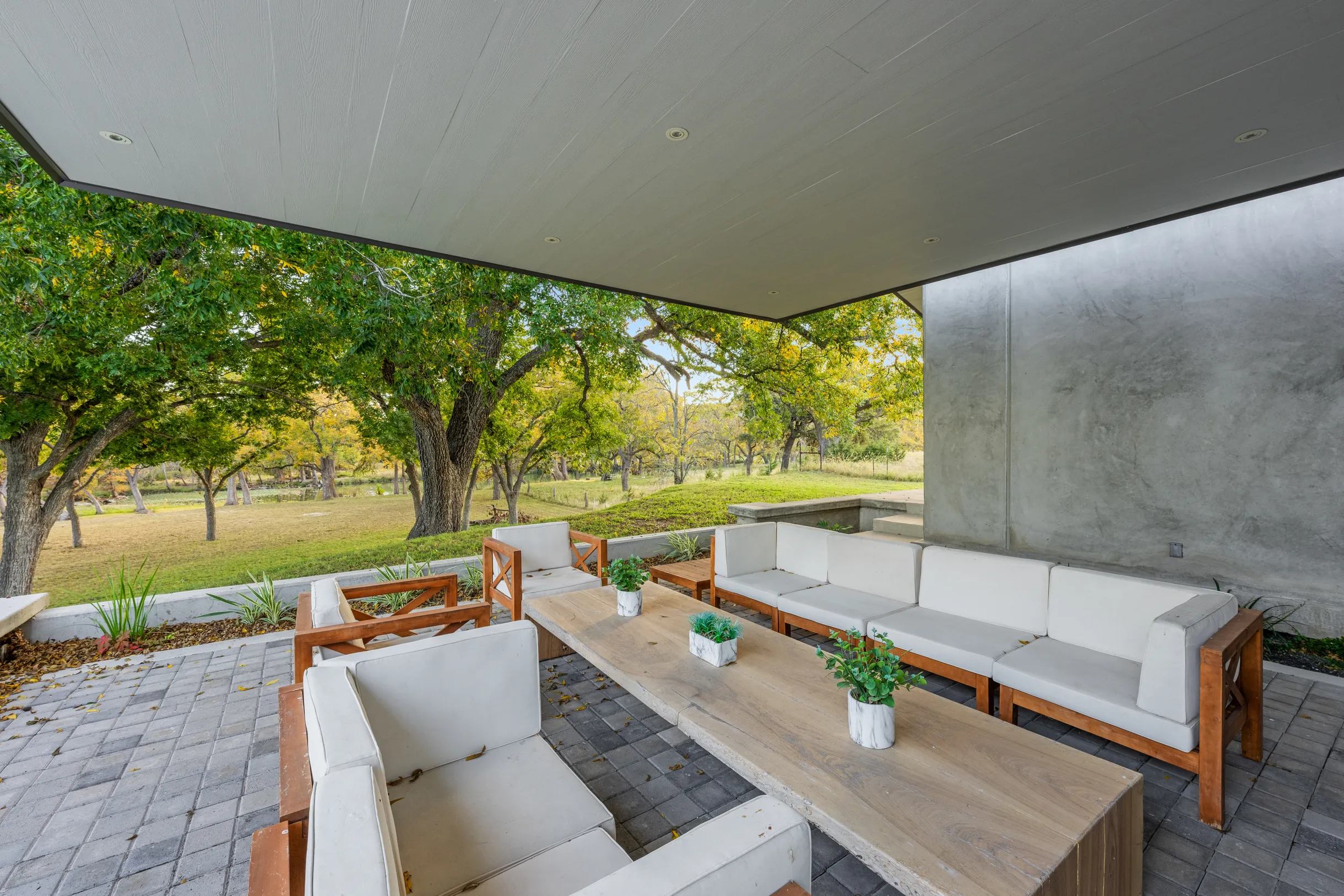 Wander Hunt River #122