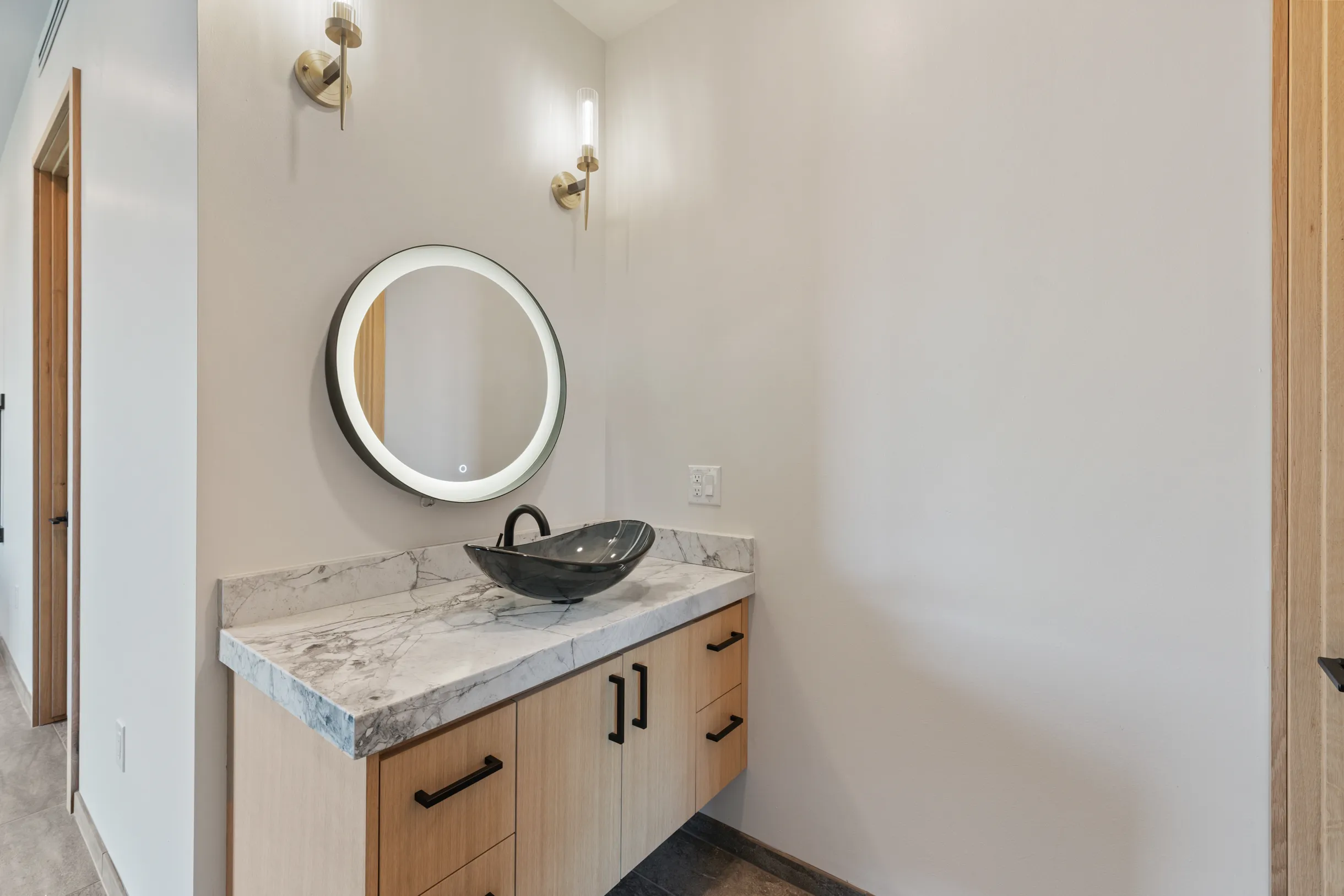 Wander Hunt River #11