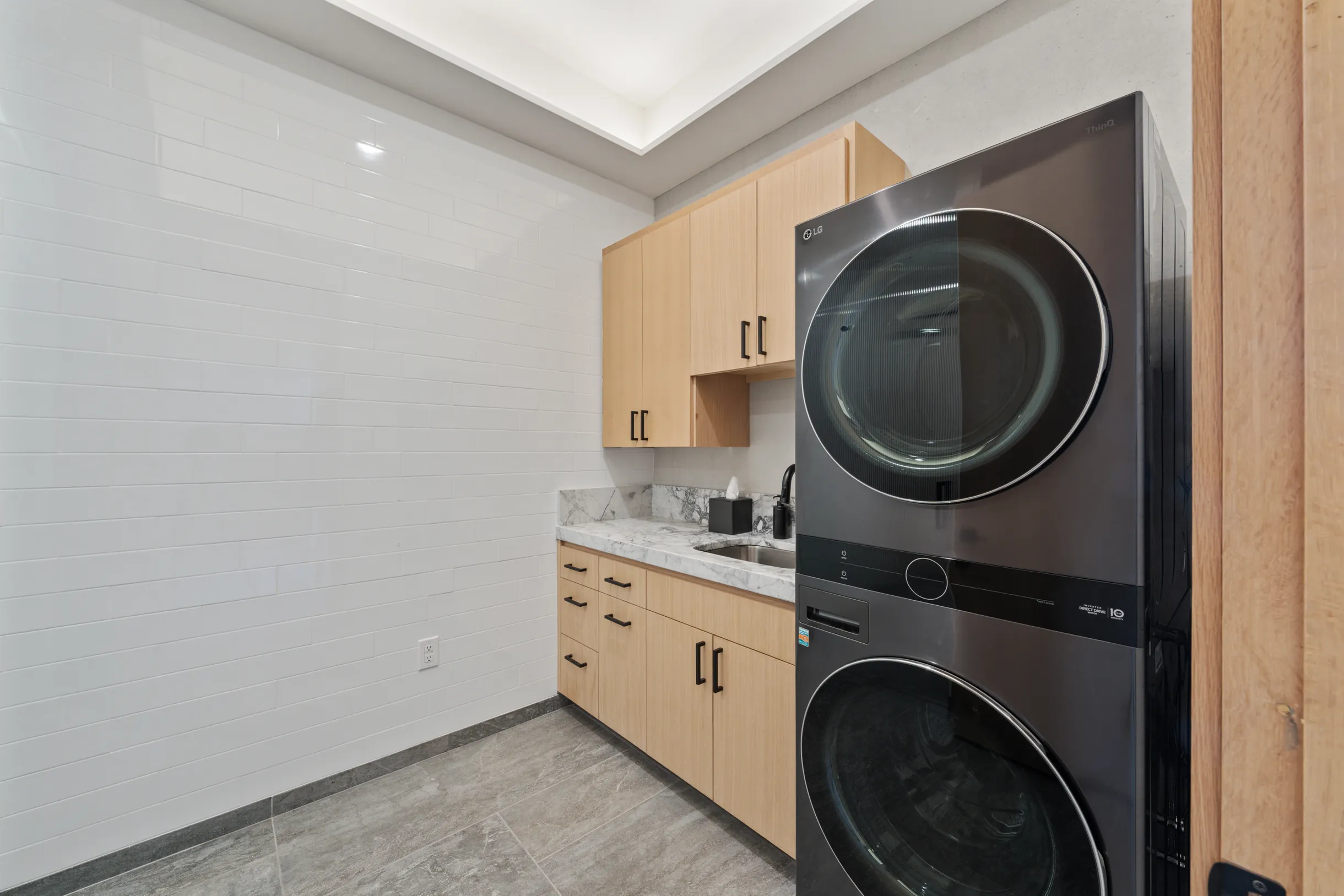 Wander Hunt River #12