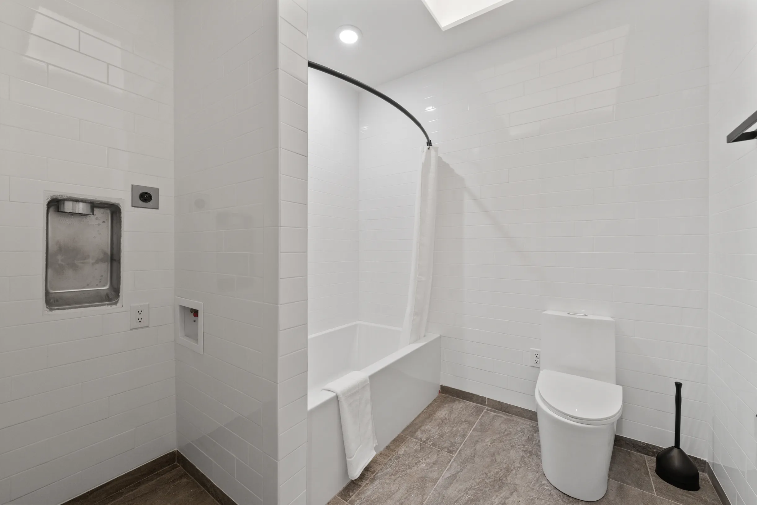 Wander Hunt River #57