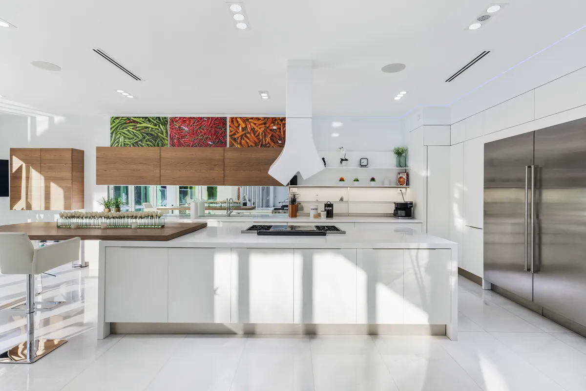 Wander Pinecrest Palms