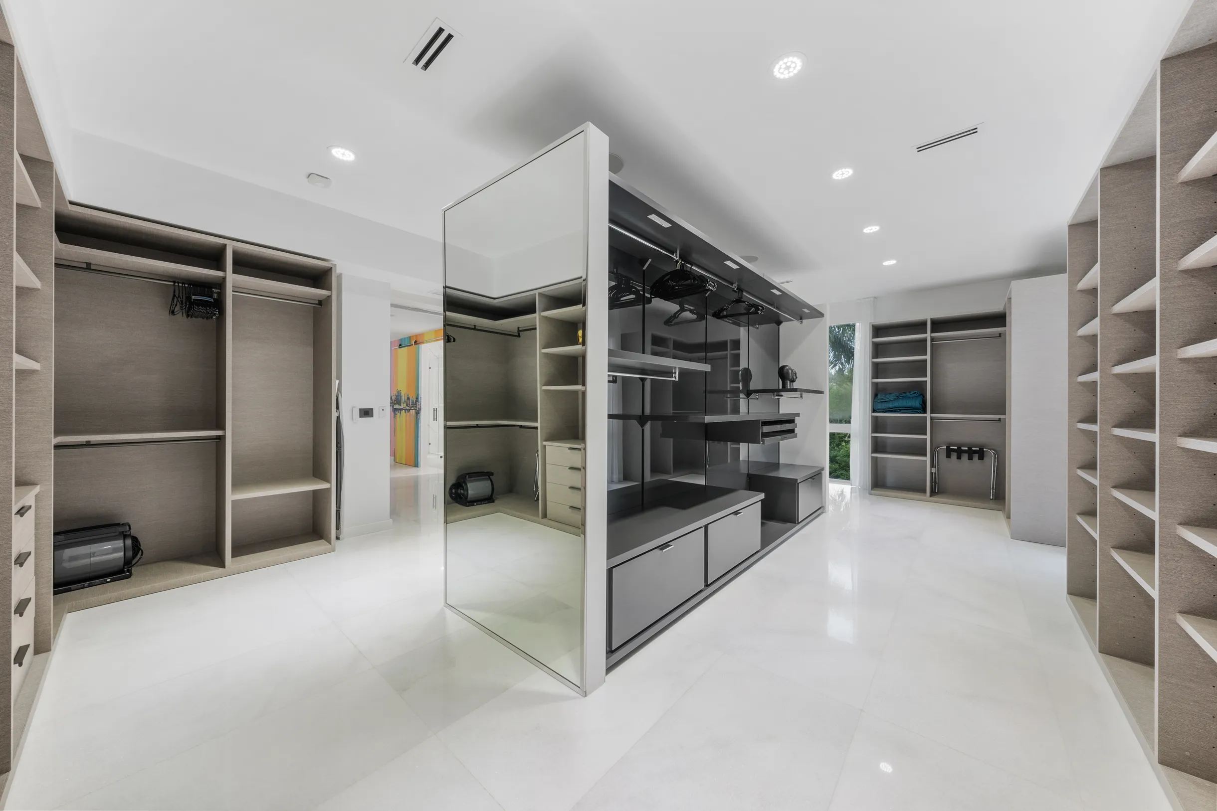 Wander Pinecrest Palms #81