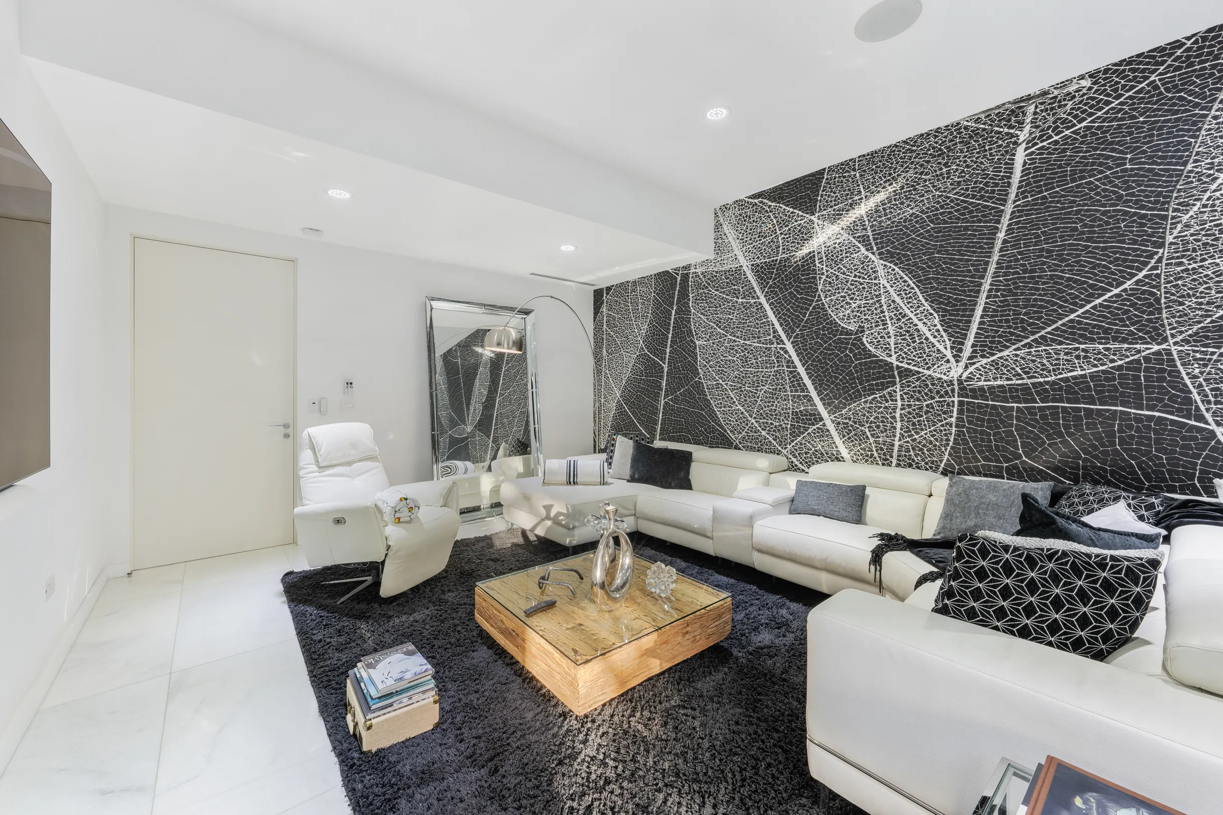 Wander Pinecrest Palms #73