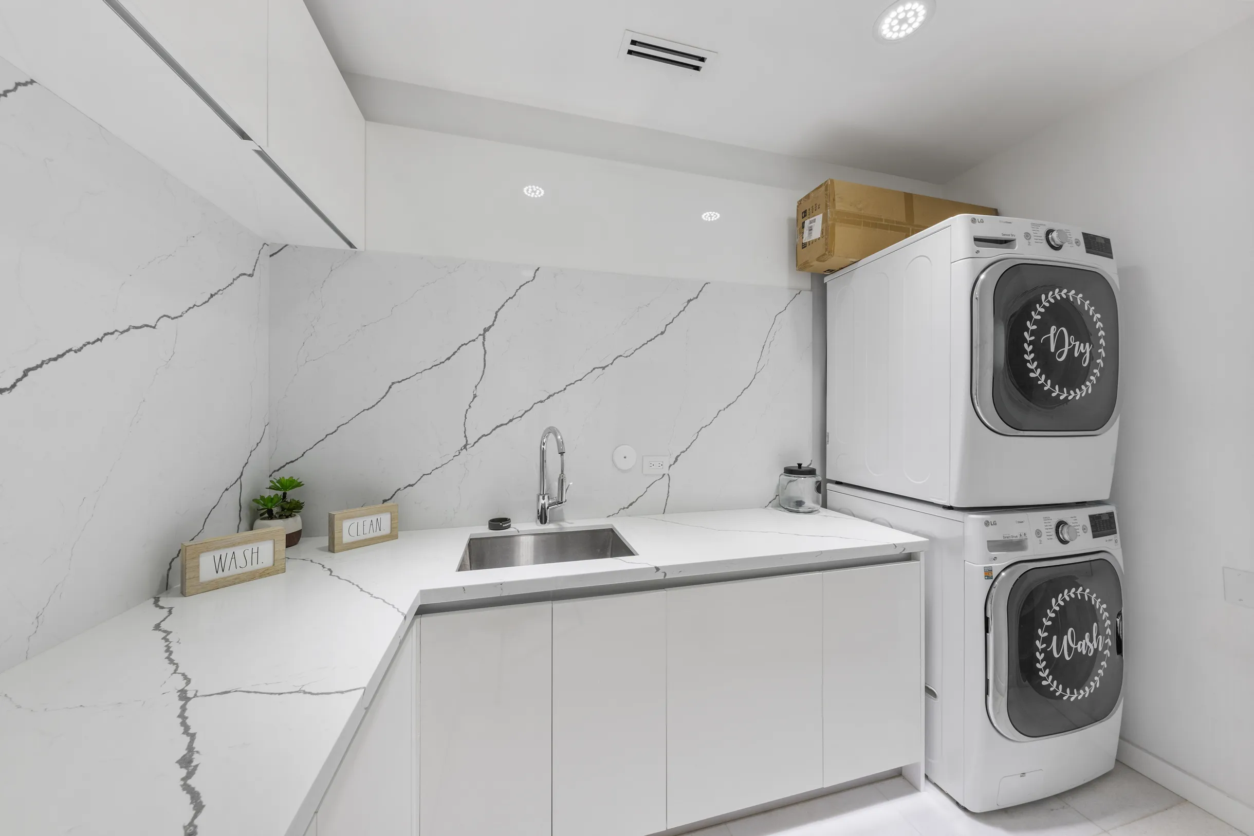 Wander Pinecrest Palms #16