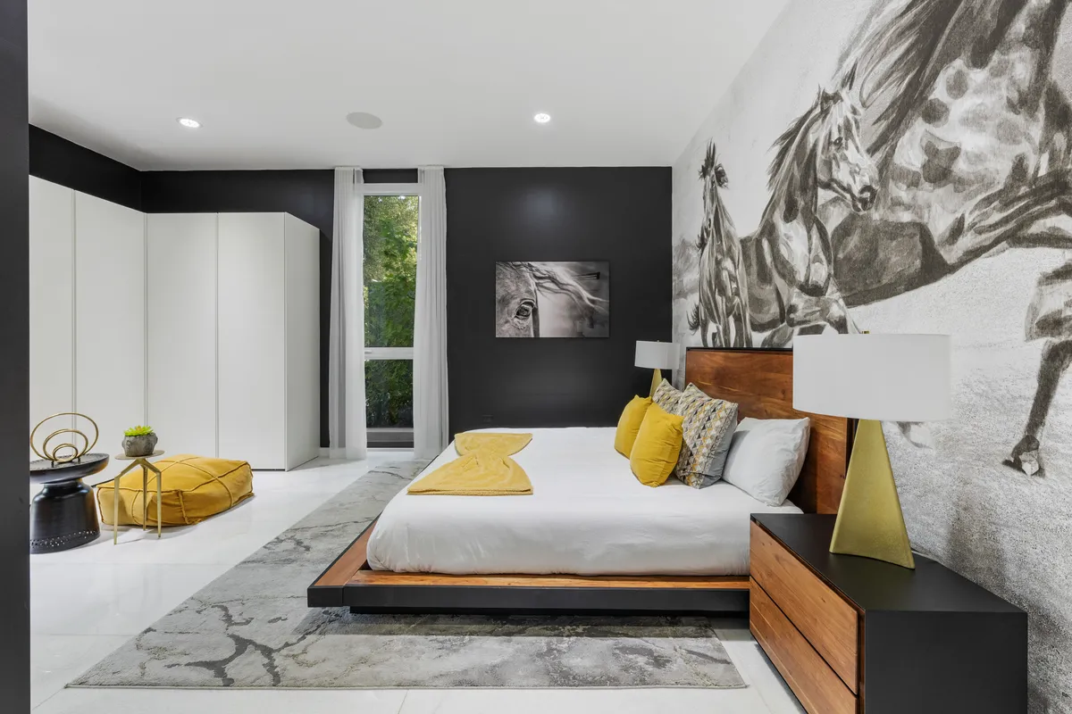 Bedroom 3 image