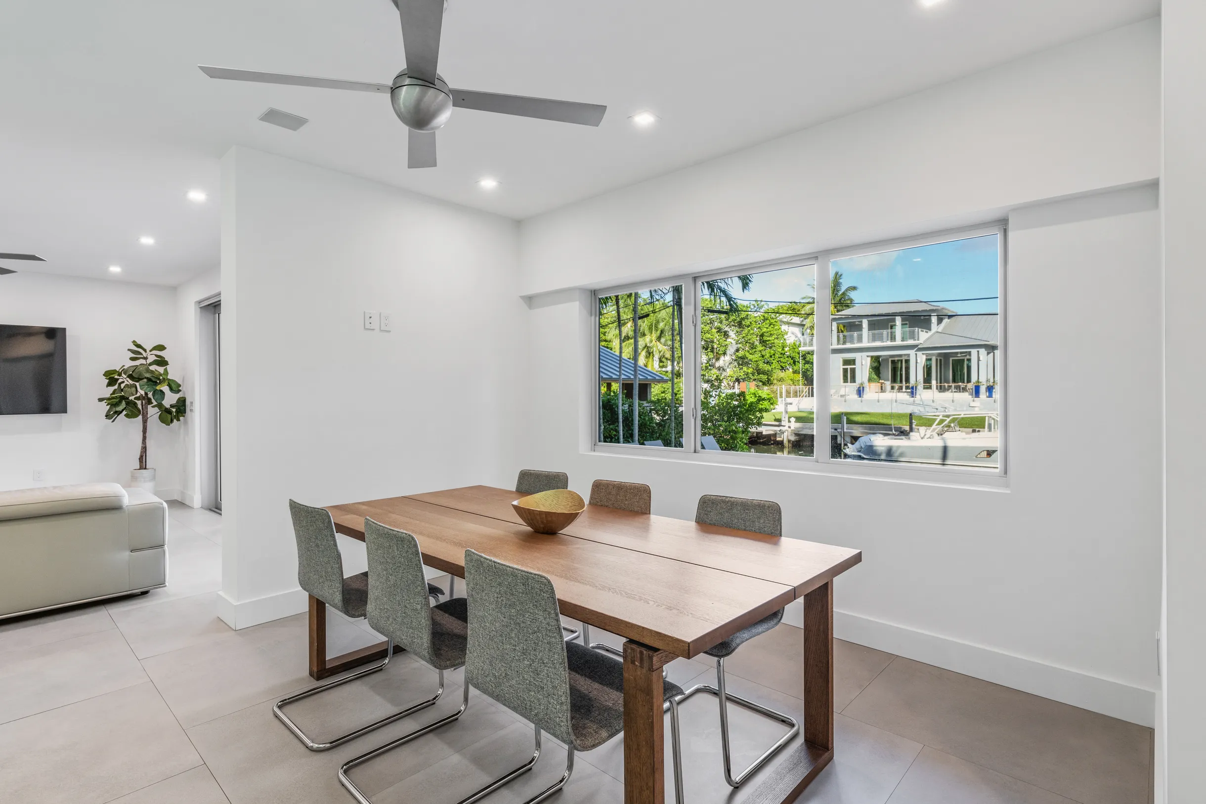 Wander Grove Waterfront #68