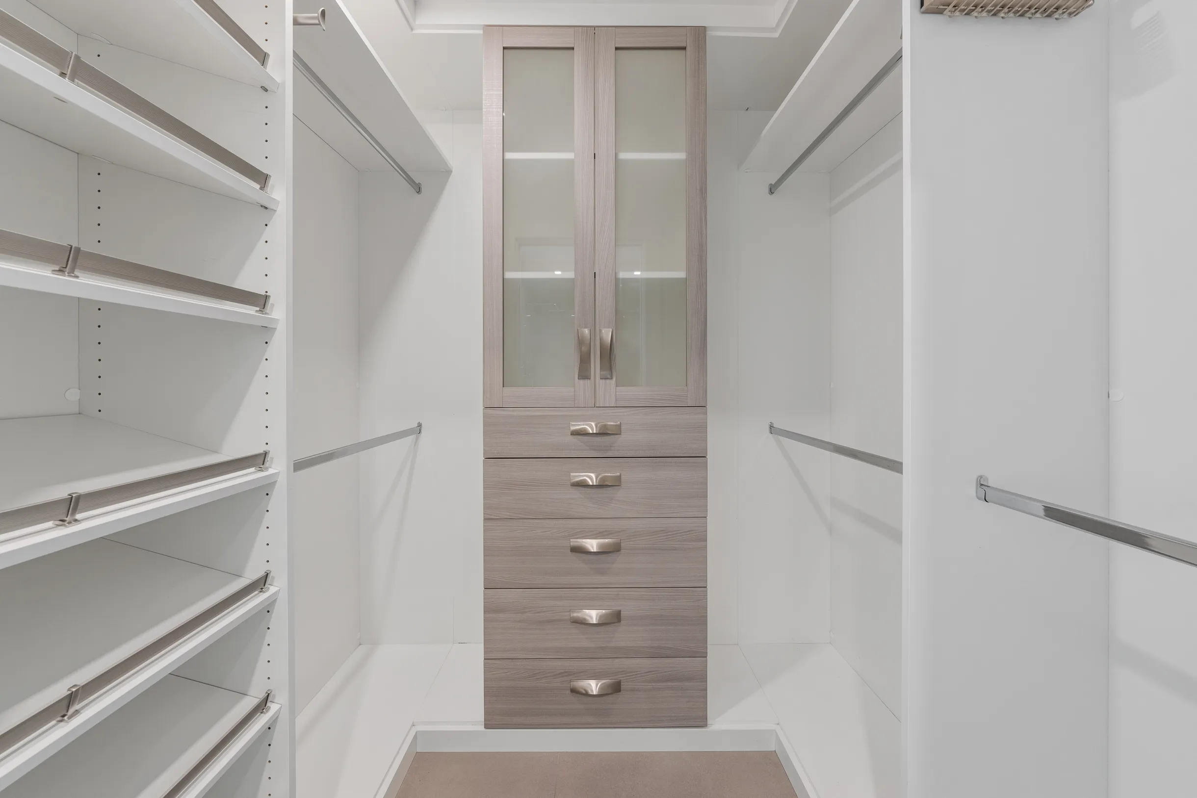 Wander Grove Waterfront #82