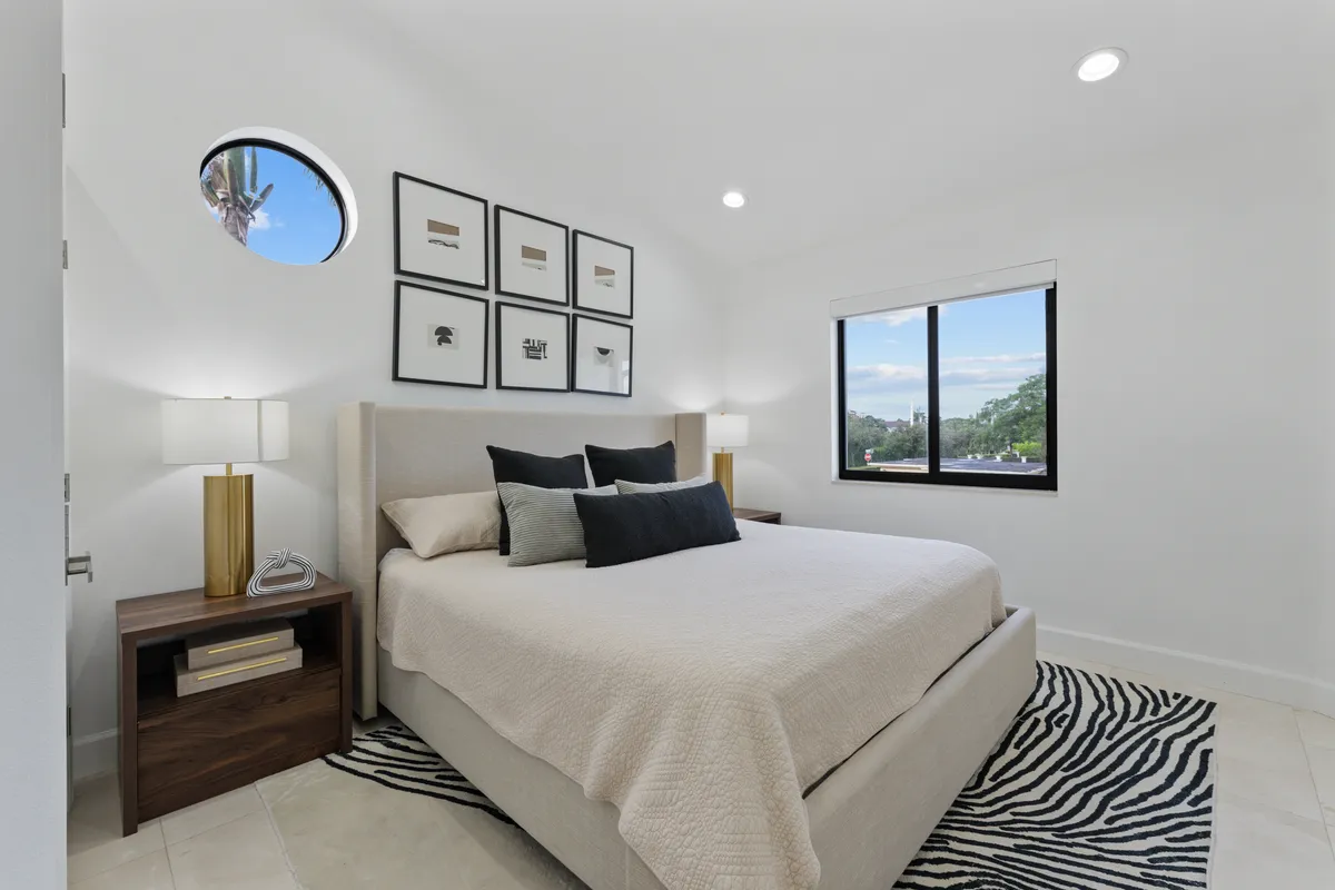 Bedroom 5 image