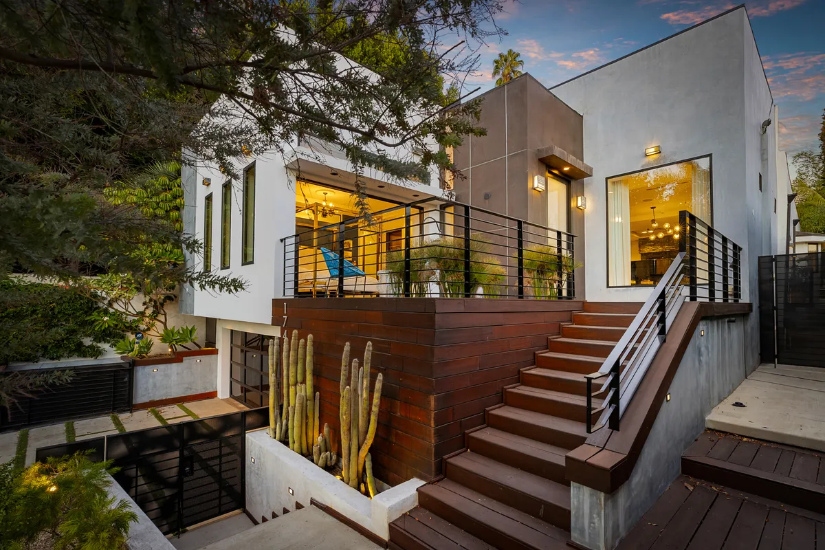 Wander Hollywood Canyon