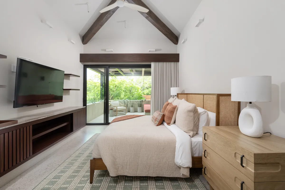 Bedroom 5 image