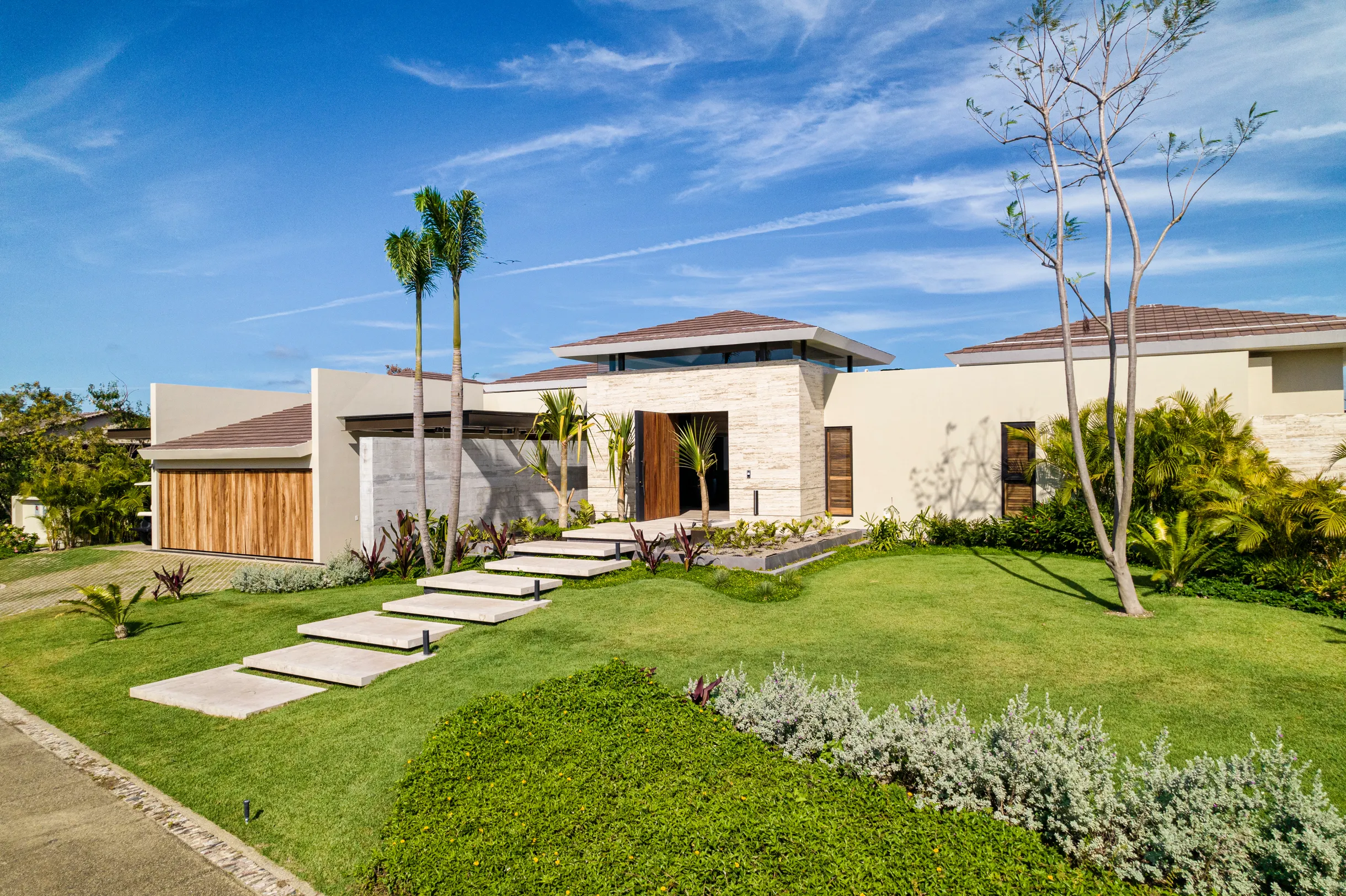 Wander Punta Mita Coral #41