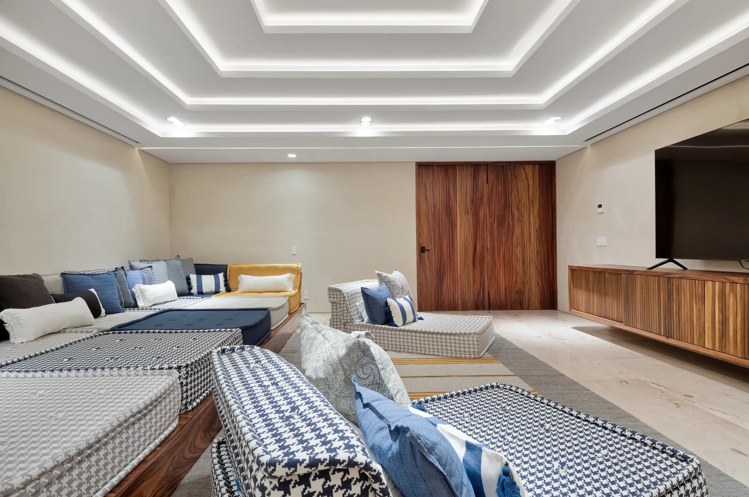 Wander Punta Mita Coral #9