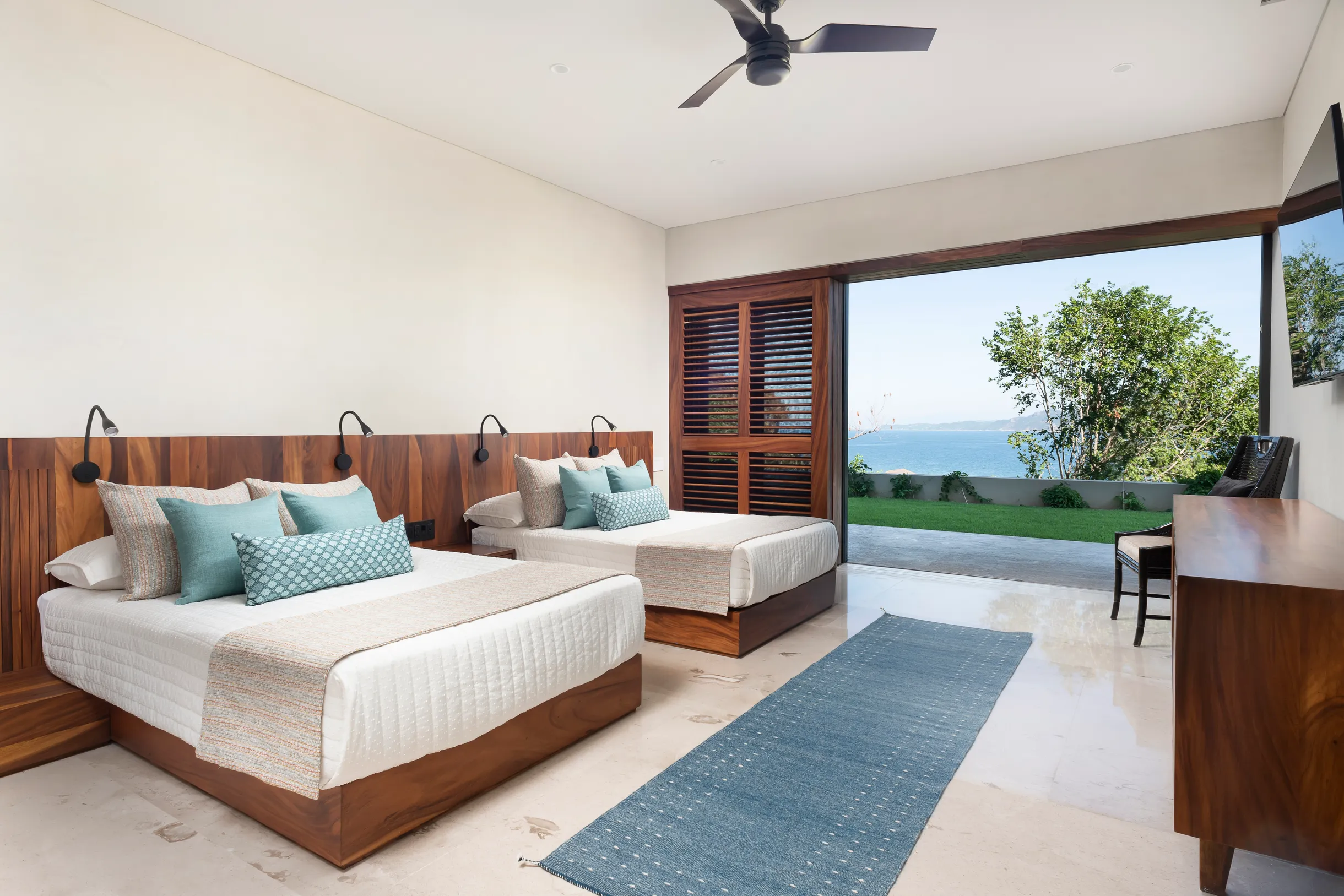 Wander Punta Mita Coral #11