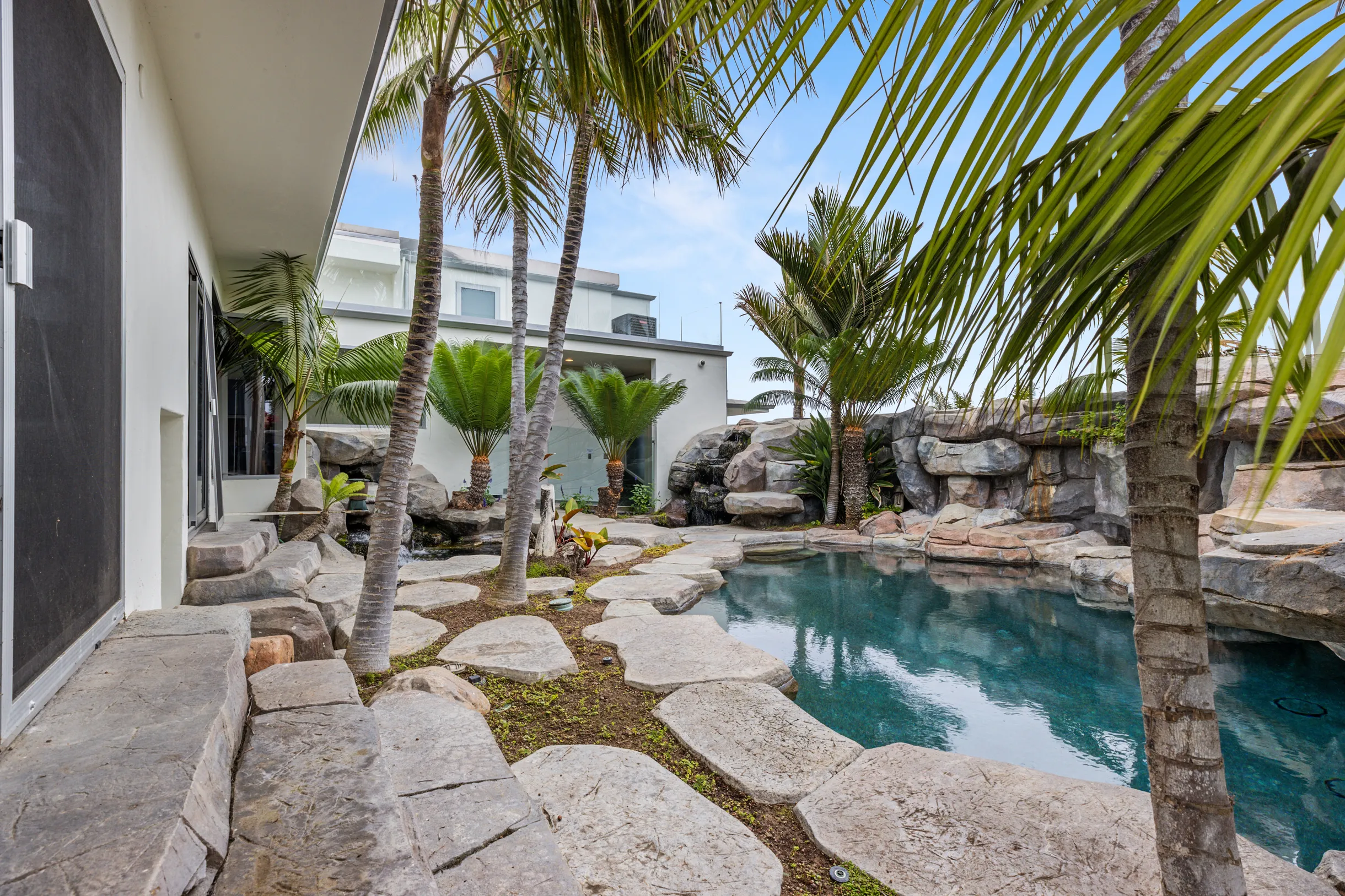 Wander Encinitas Shores #85