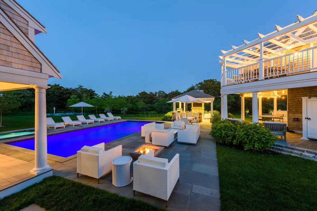 Patio image 1