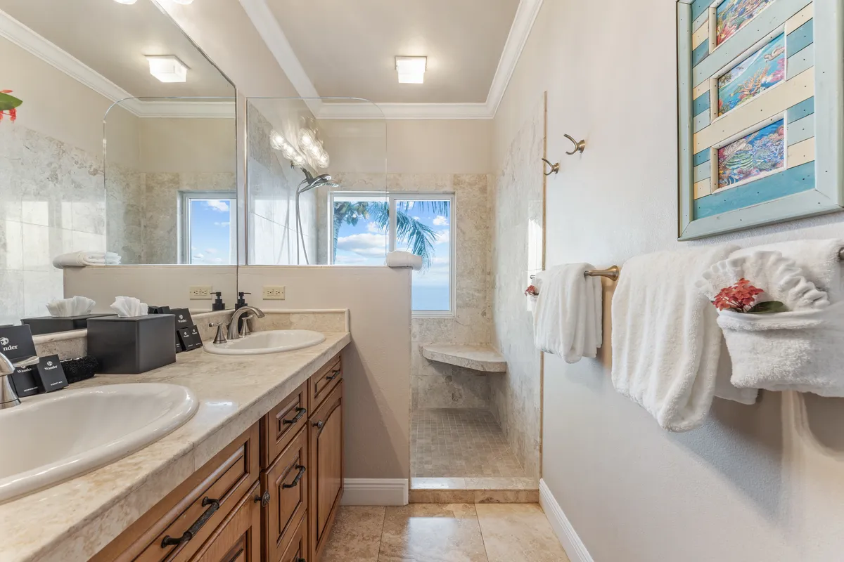 Wander St. Thomas Shores