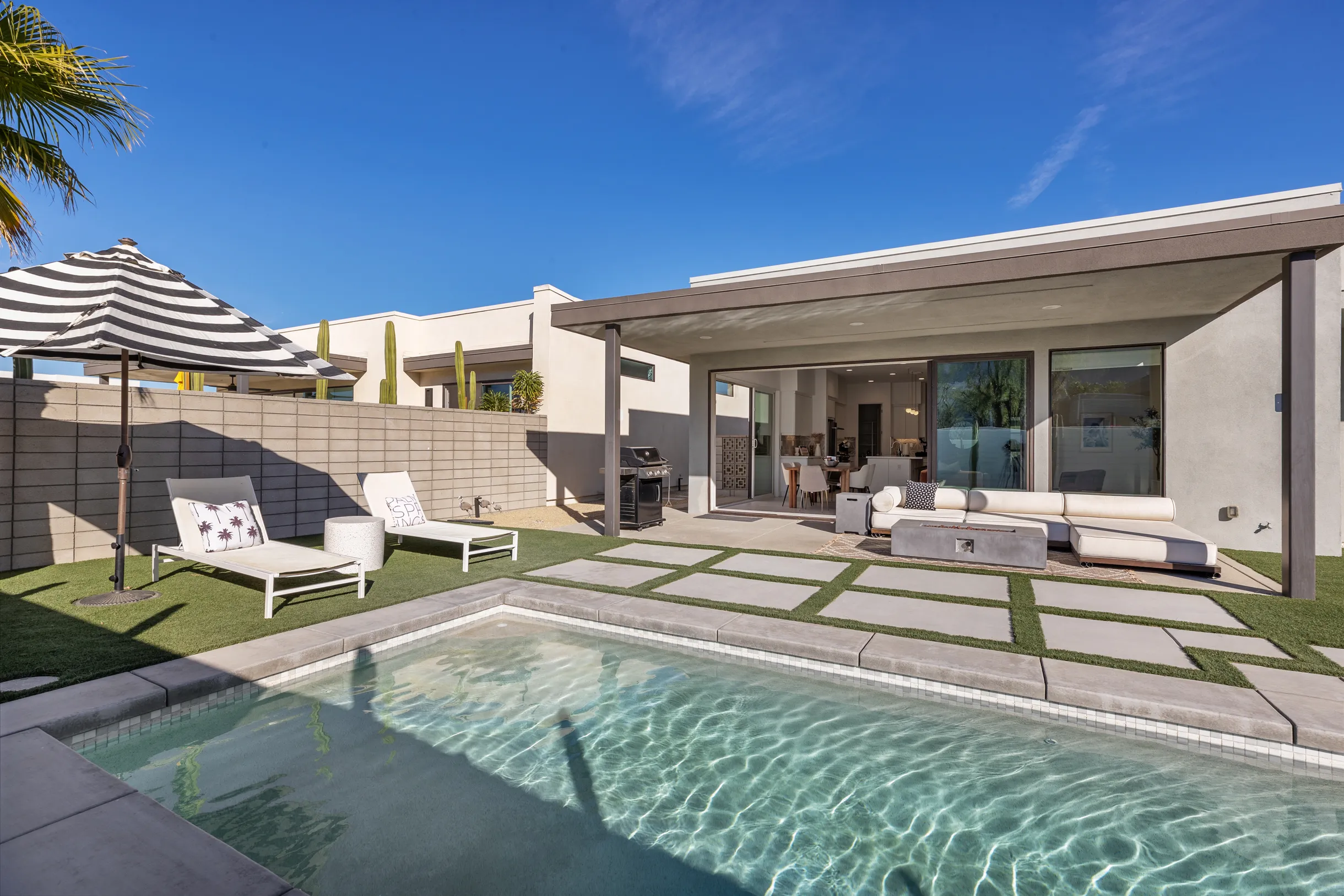 Wander Palm Springs Oasis #53