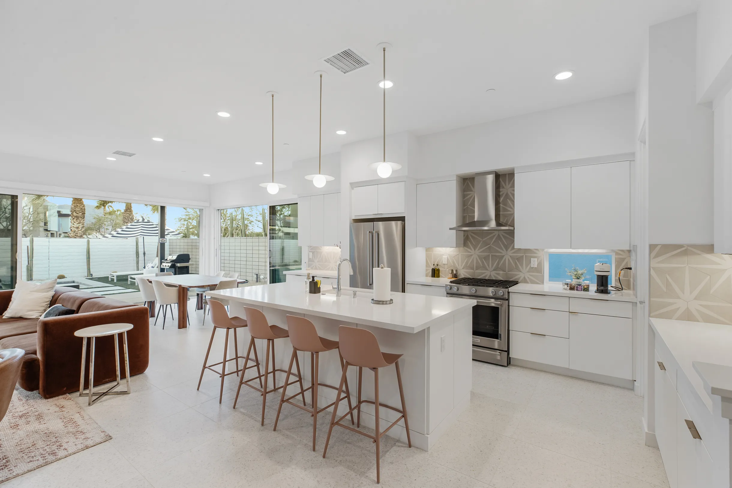 Wander Palm Springs Oasis #4