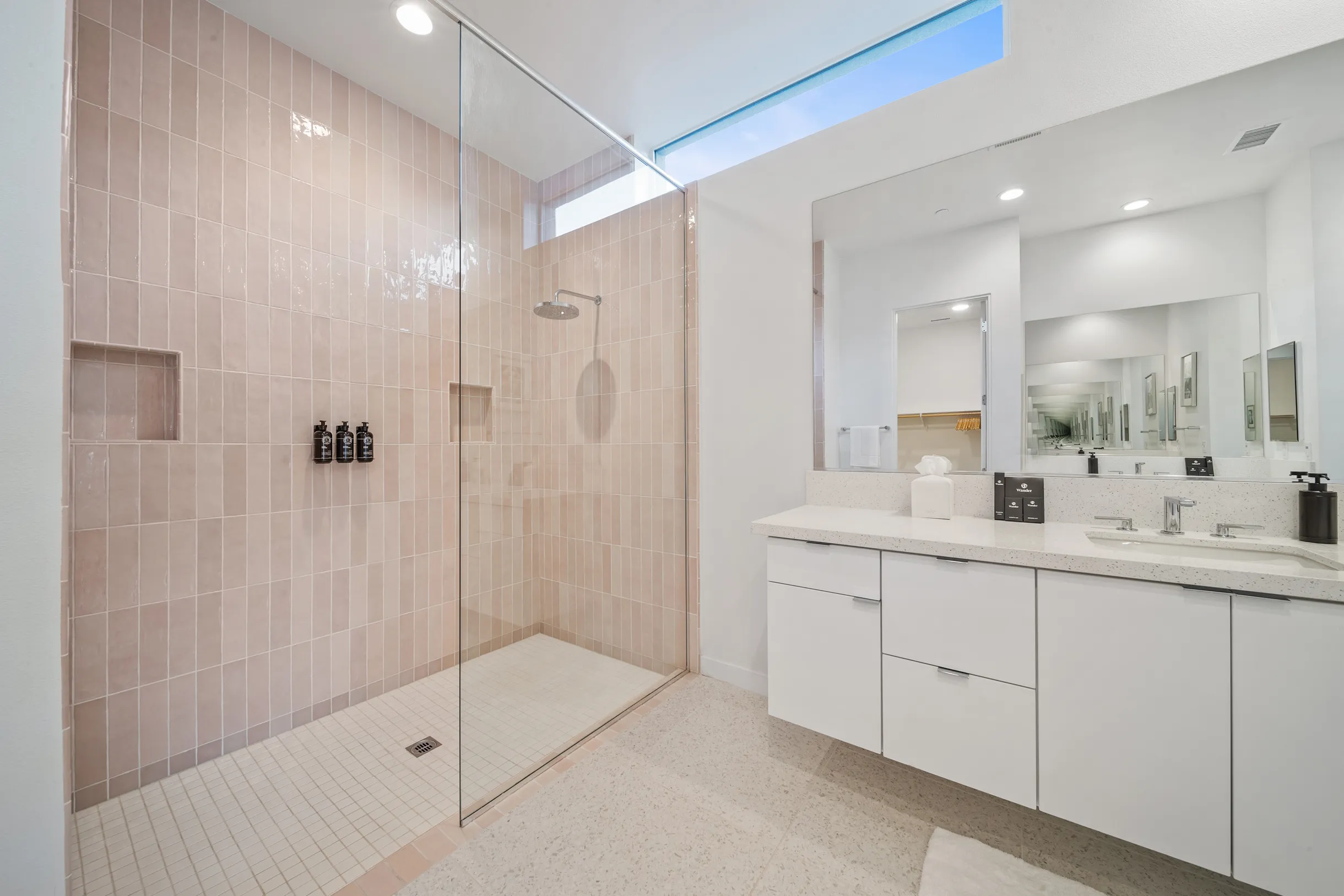 Wander Palm Springs Oasis #44