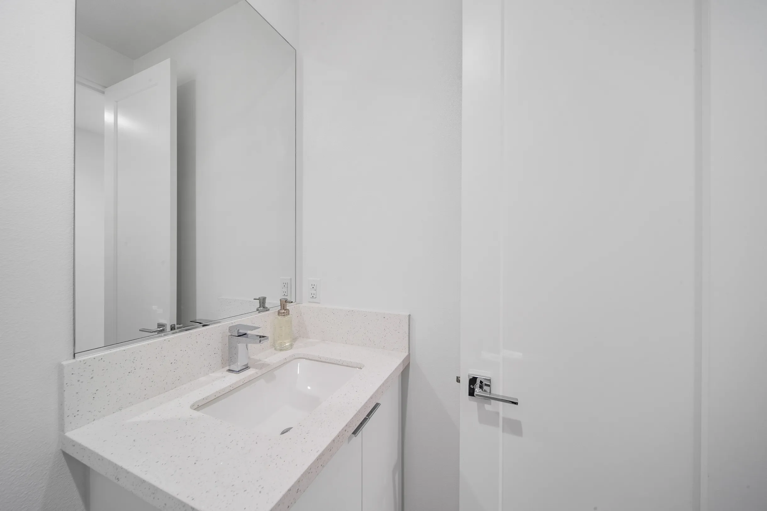 Wander Palm Springs Oasis #31