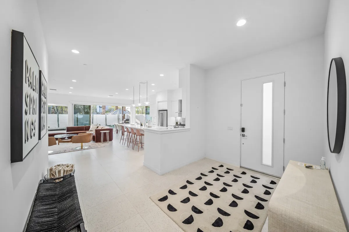 Wander Palm Springs Oasis