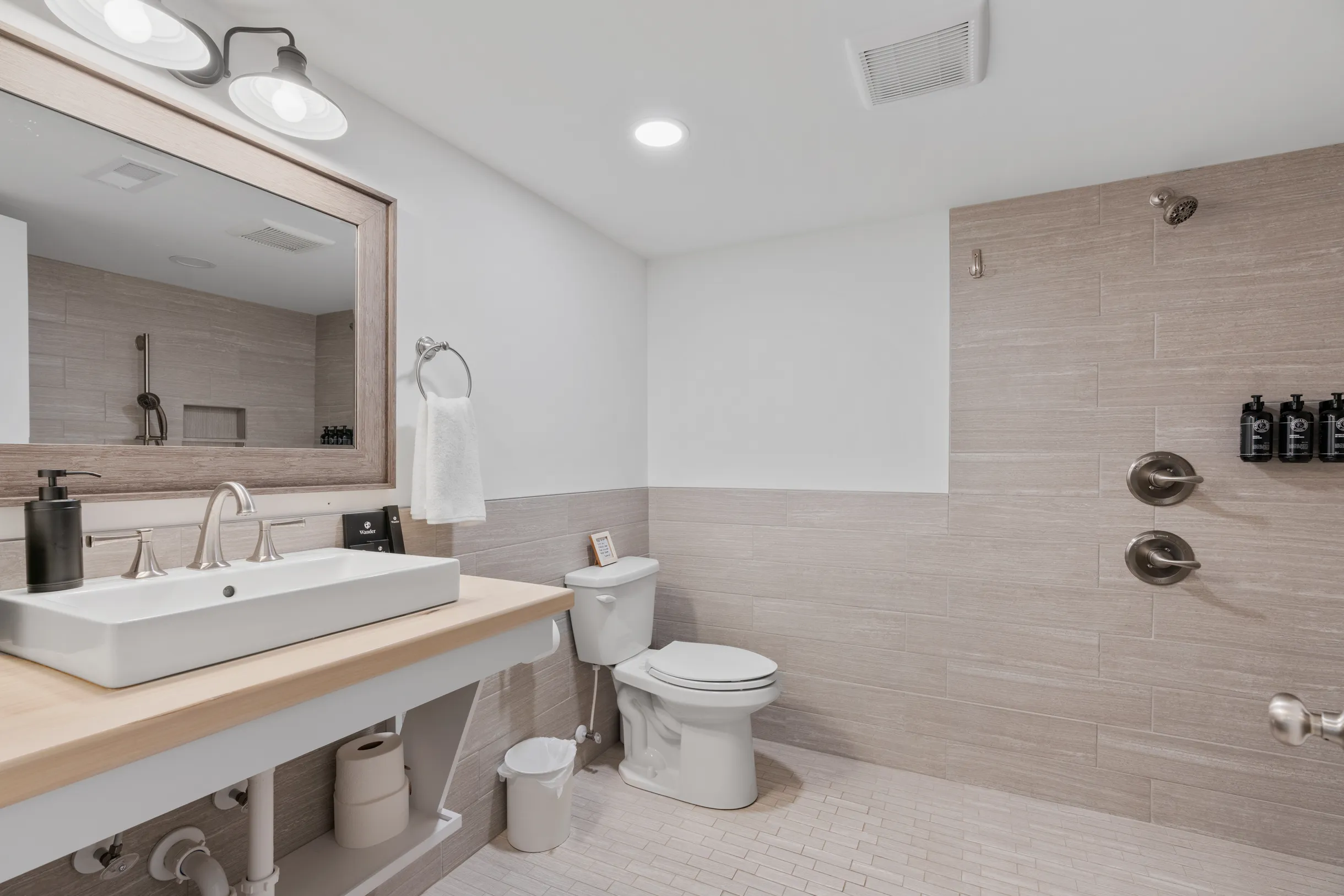 Wander Lake Norman #16