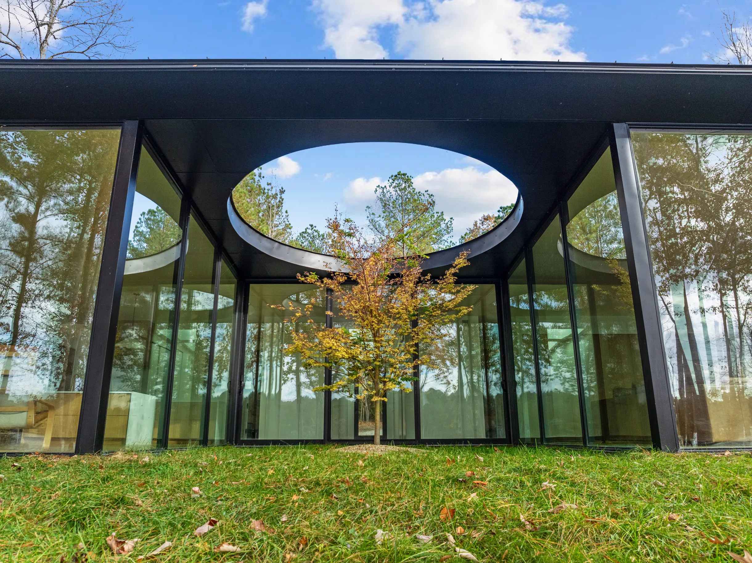 Designer's Glass Waterfront Lakehouse #62