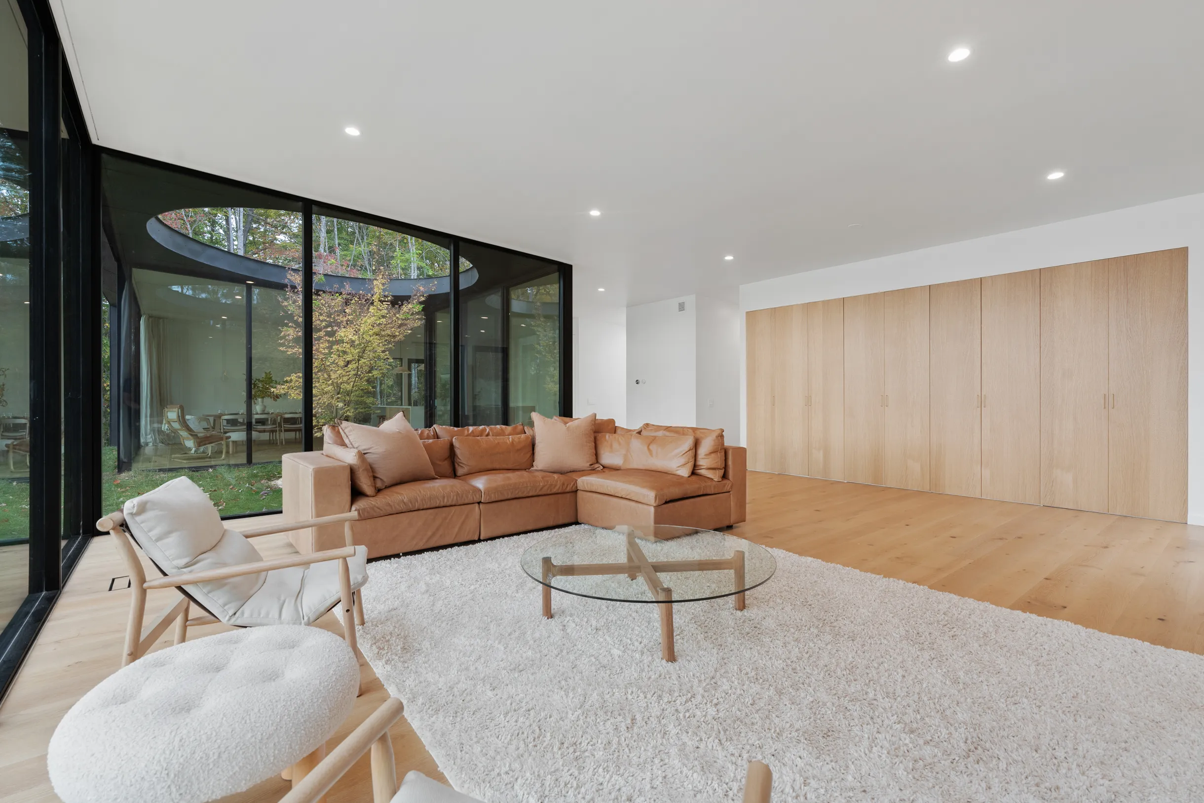 Designer's Glass Waterfront Lakehouse #34