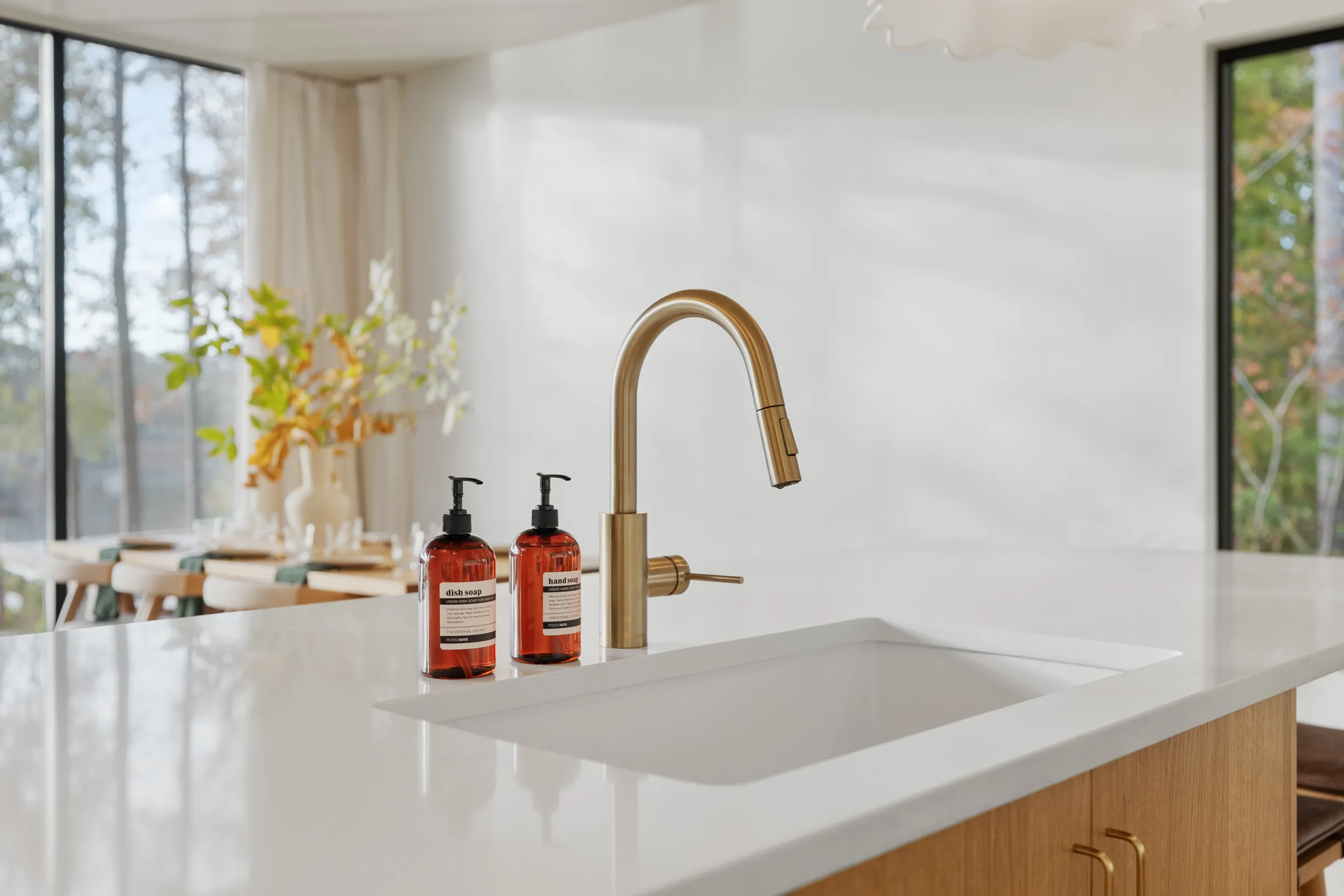 Designer's Glass Waterfront Lakehouse #46