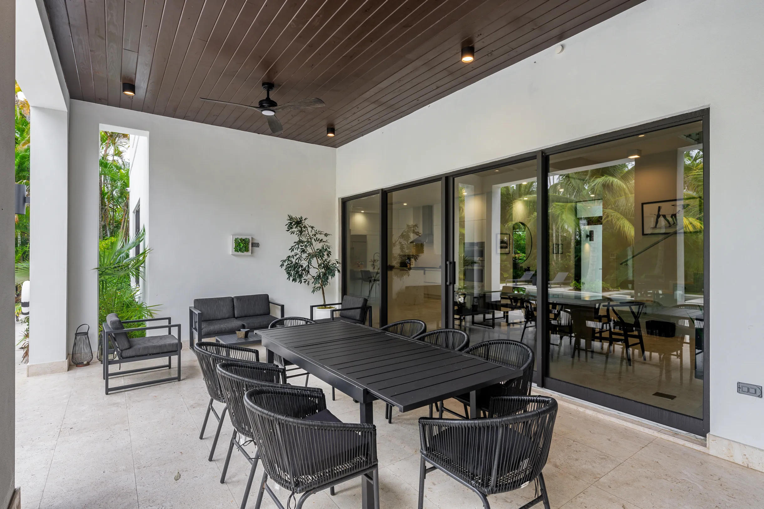 Wander Coral Gables Oasis #94