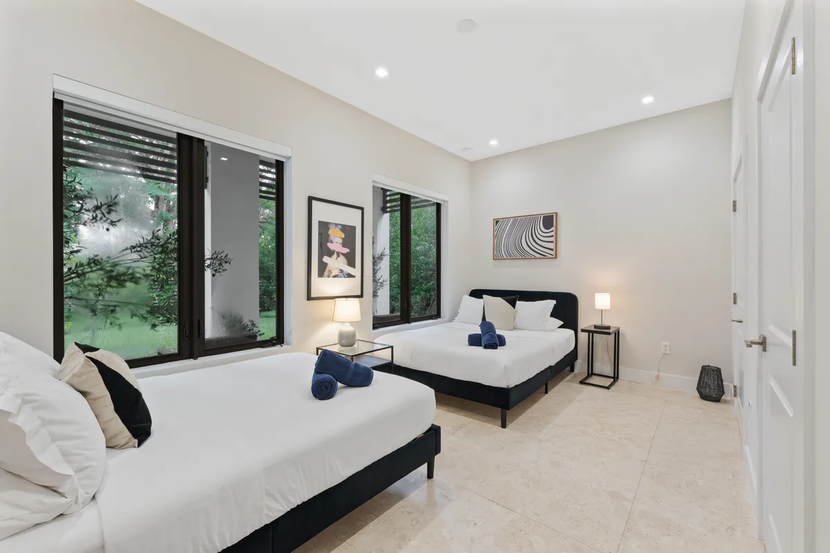 Bedroom 5 image