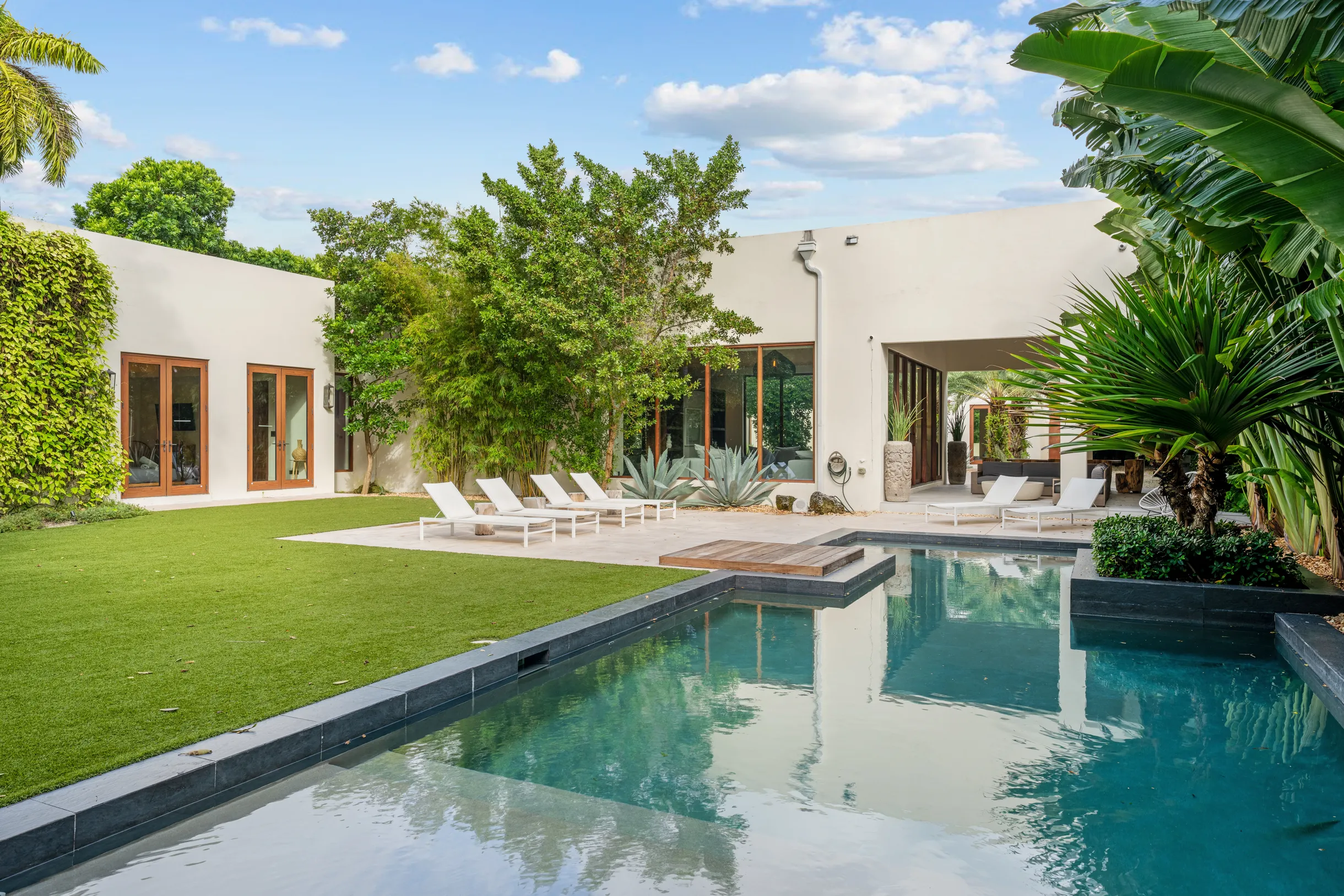 Wander Biscayne Bay #99