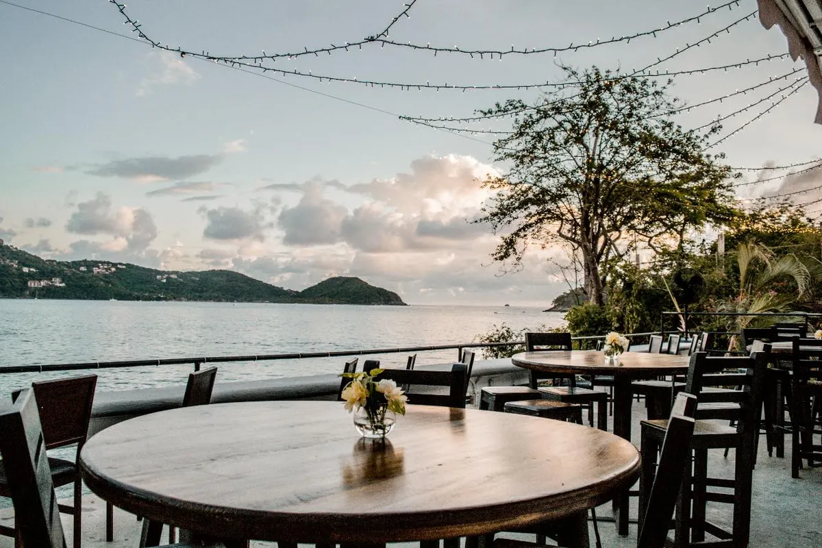 Wander Finestre Beach: Restaurant Guide