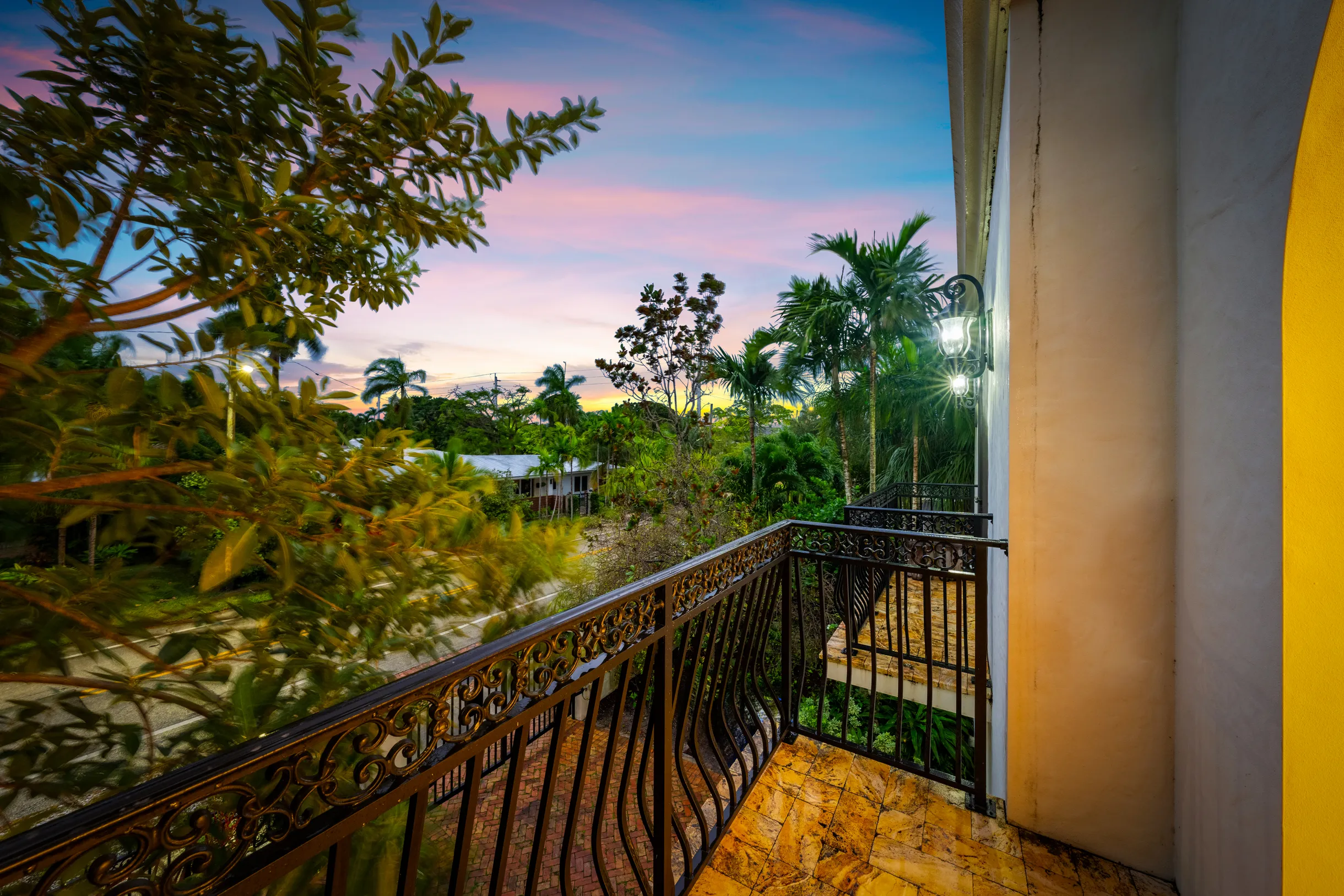 Wander Fort Lauderdale Gardens #24