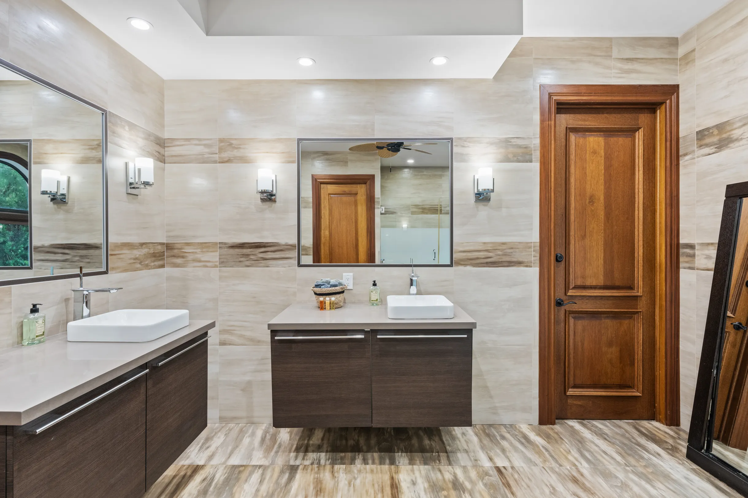 Wander Fort Lauderdale Gardens #87