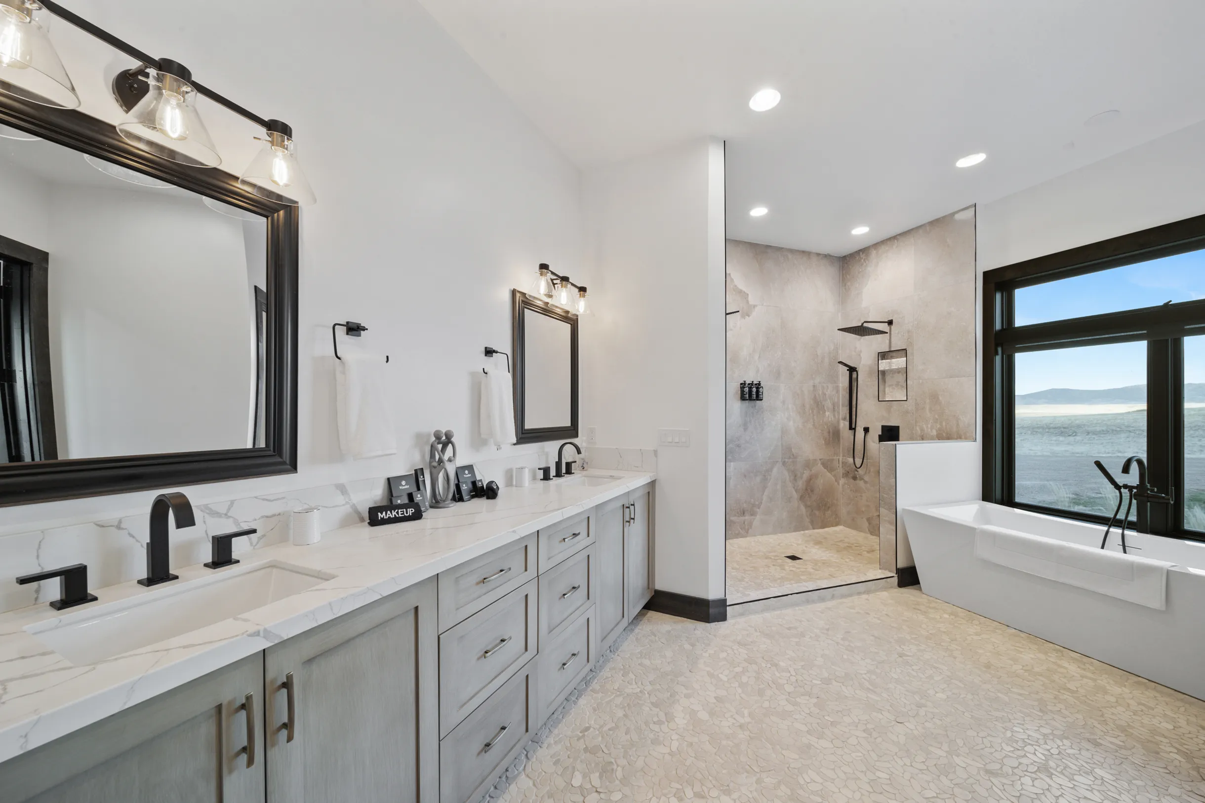 Wander Belt Creek #25