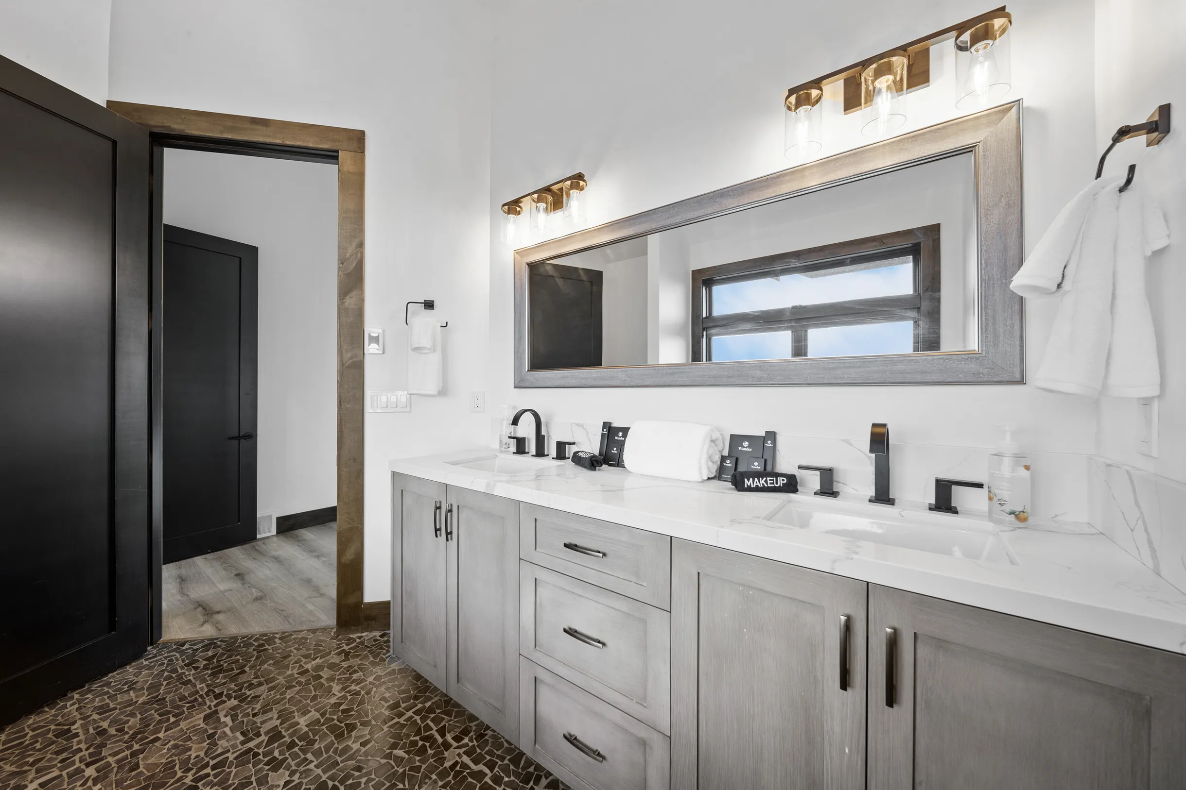 Wander Belt Creek #52