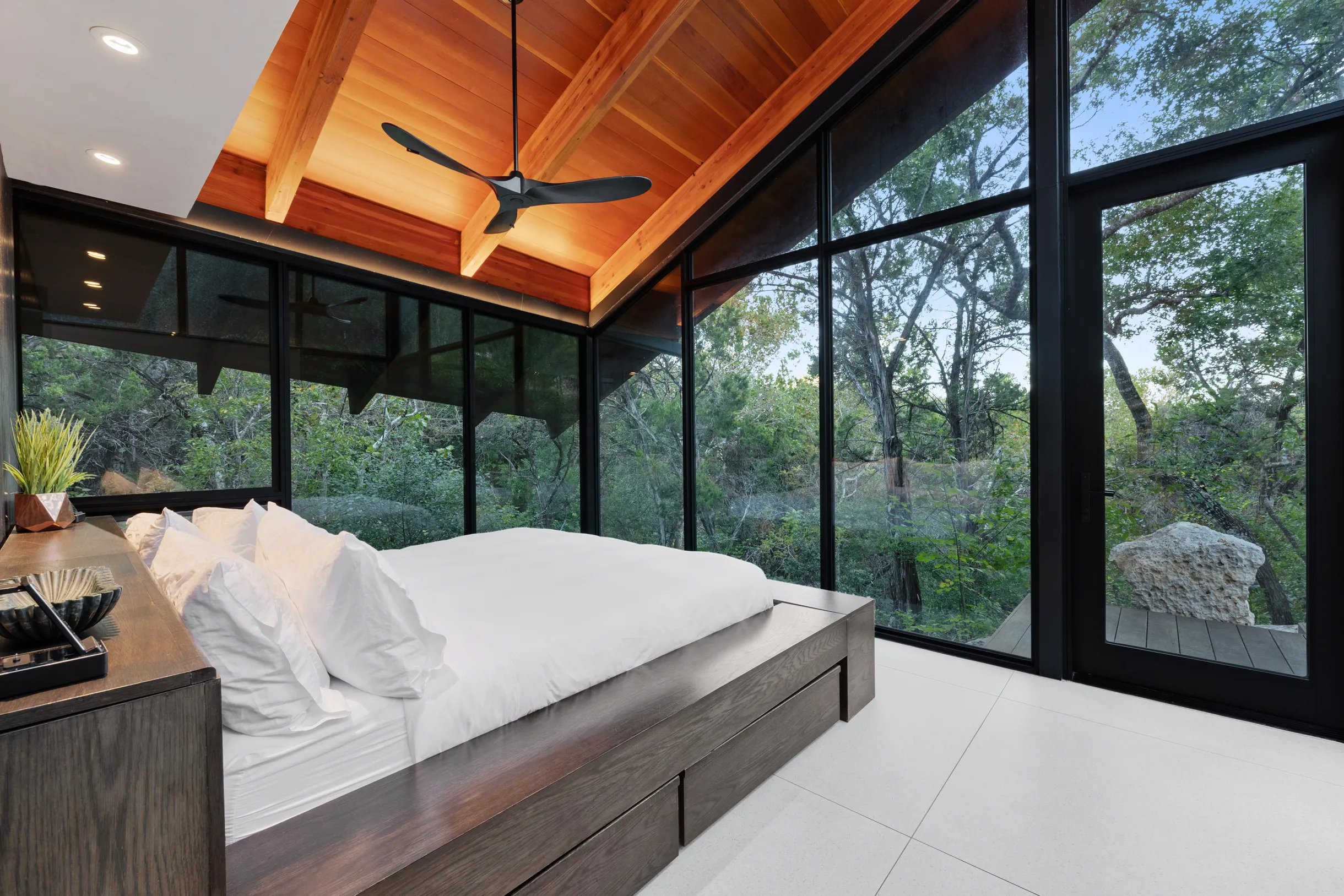 Wander Austin Falling Leaves #13