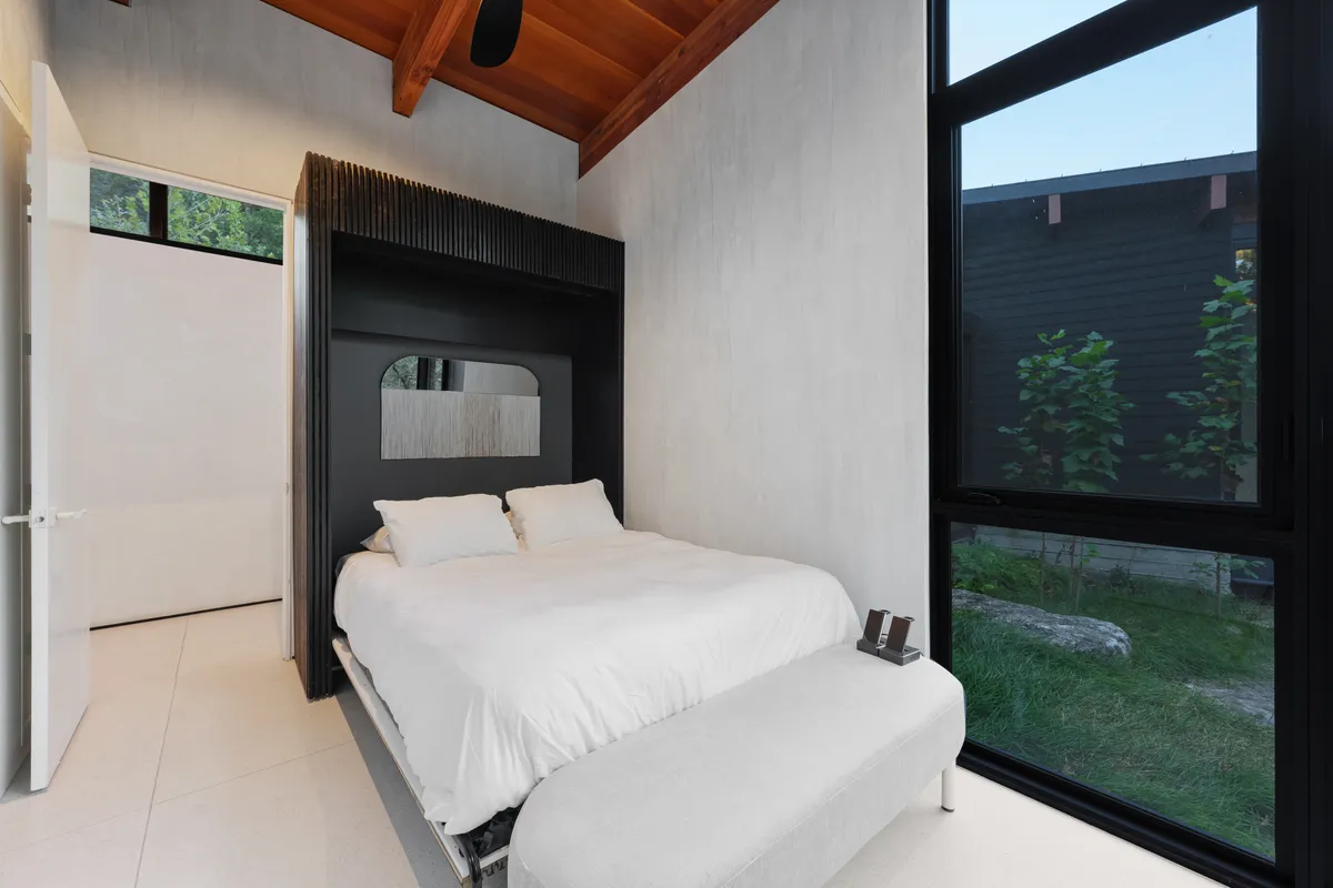 Bedroom 3 image