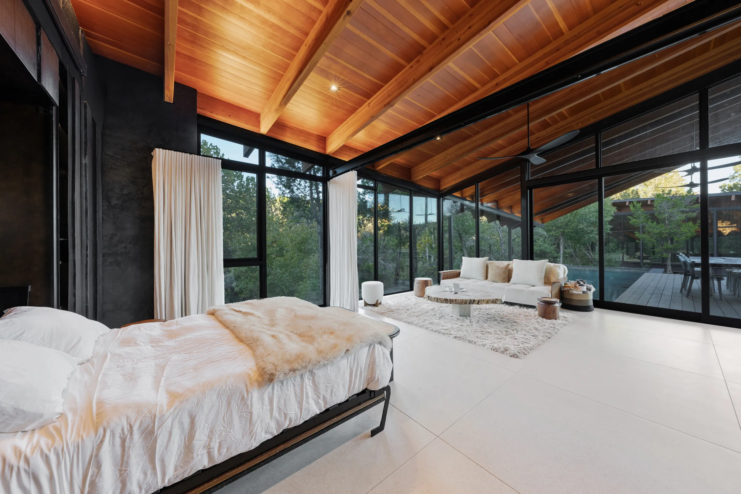 Wander Austin Falling Leaves #38