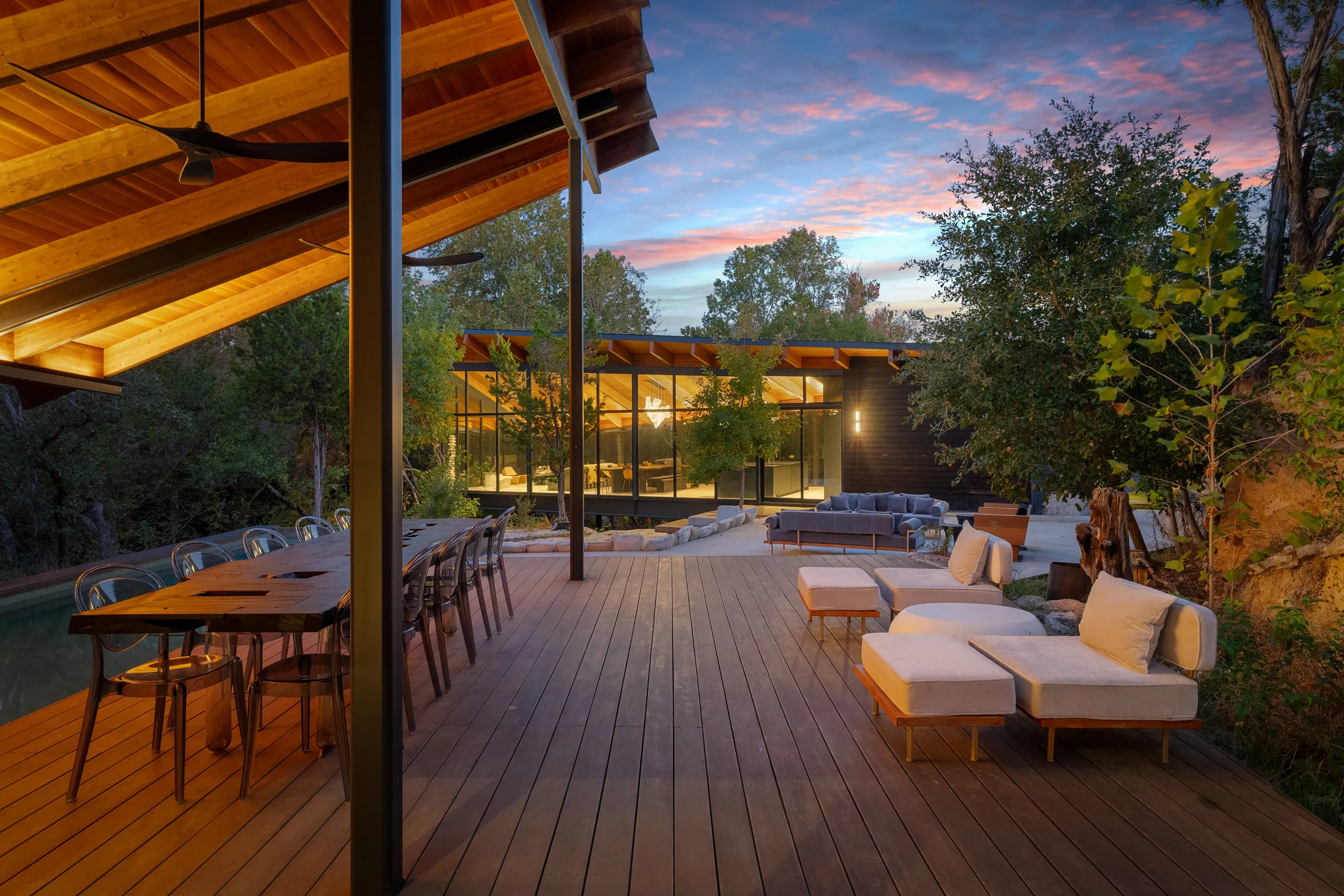 Wander Austin Falling Leaves #62