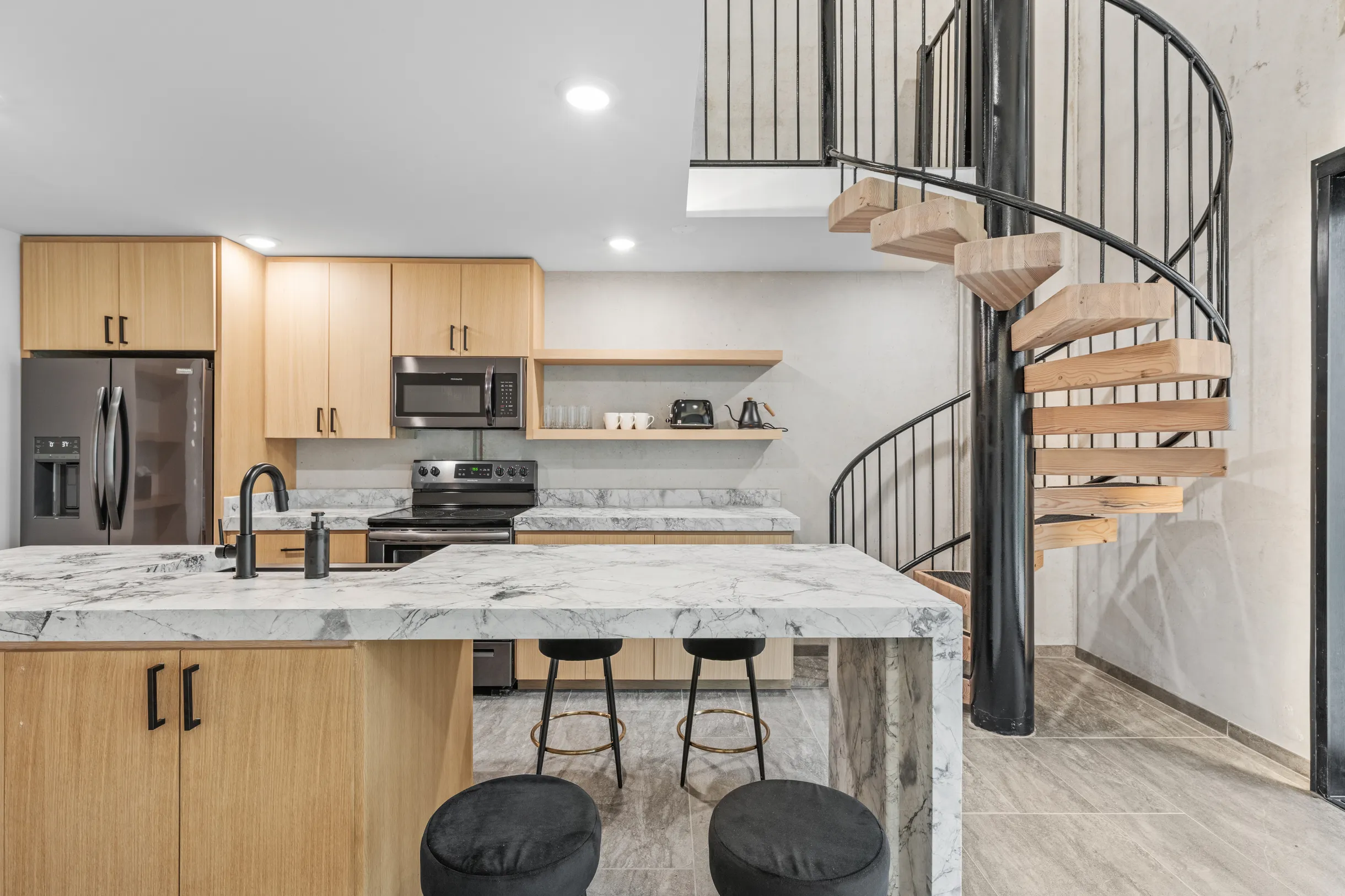 Wander Hunt River #79