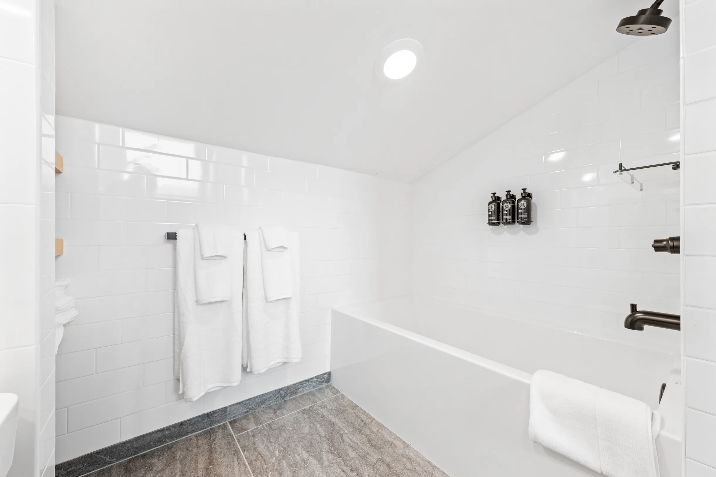 Wander Hunt River #46