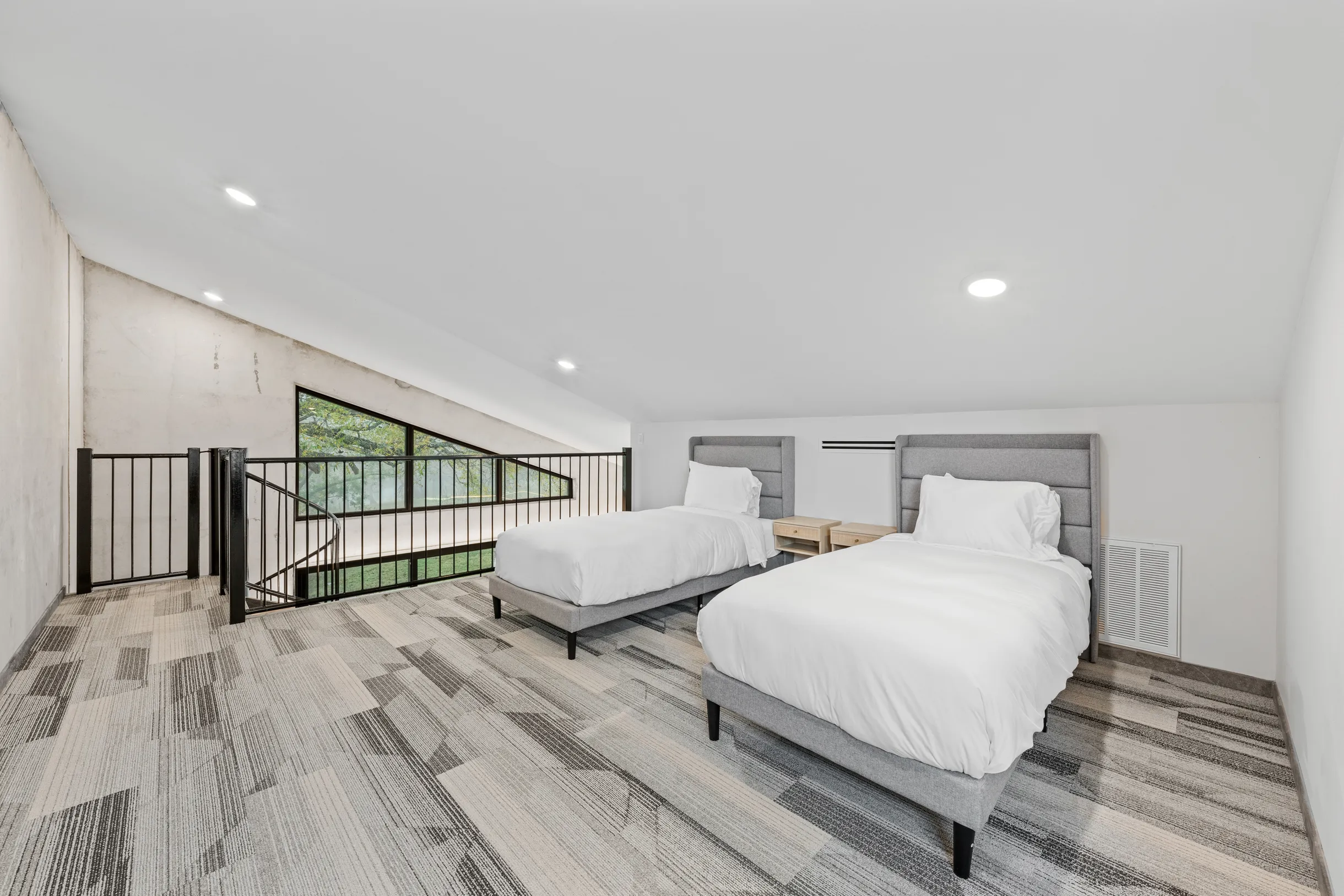 Wander Hunt River #47