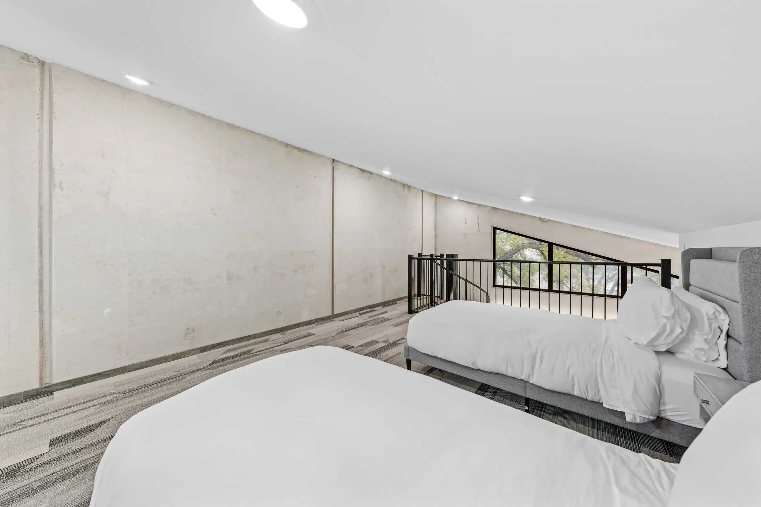 Wander Hunt River #67