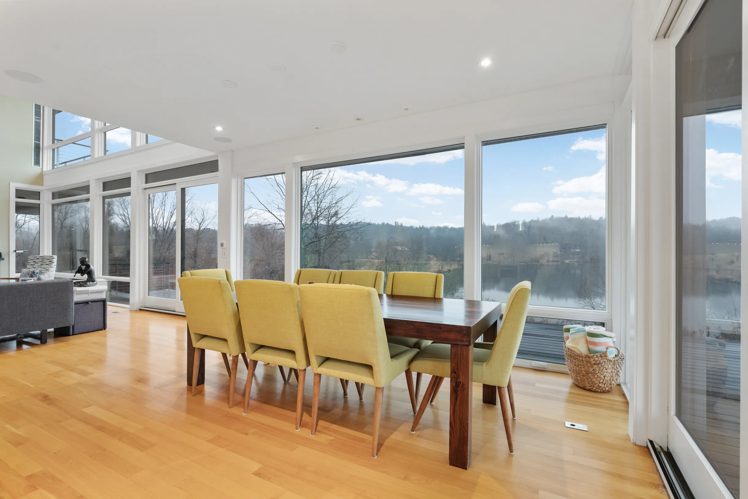 Wander Hillsdale Lakeside #22