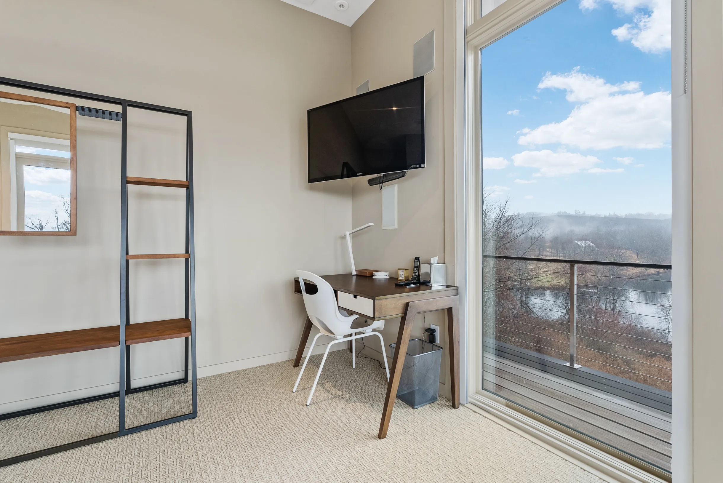 Wander Hillsdale Lakeside #42