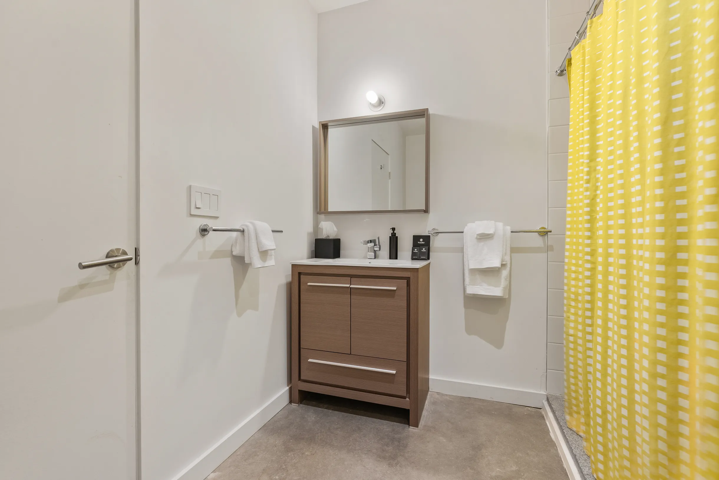 Wander Hillsdale Lakeside #44